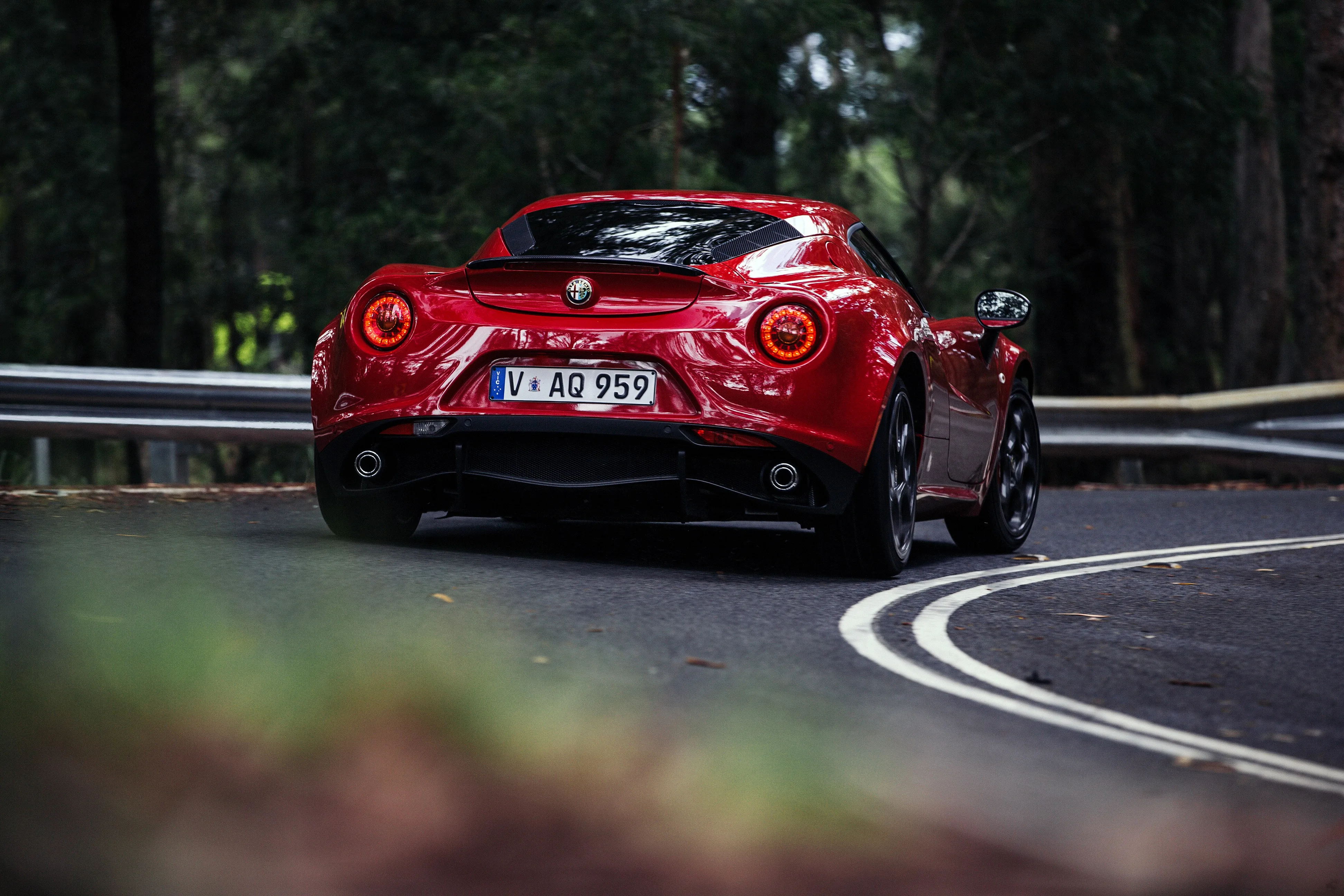 ALFA-ROMEO-4C-4765_59-1.jpg