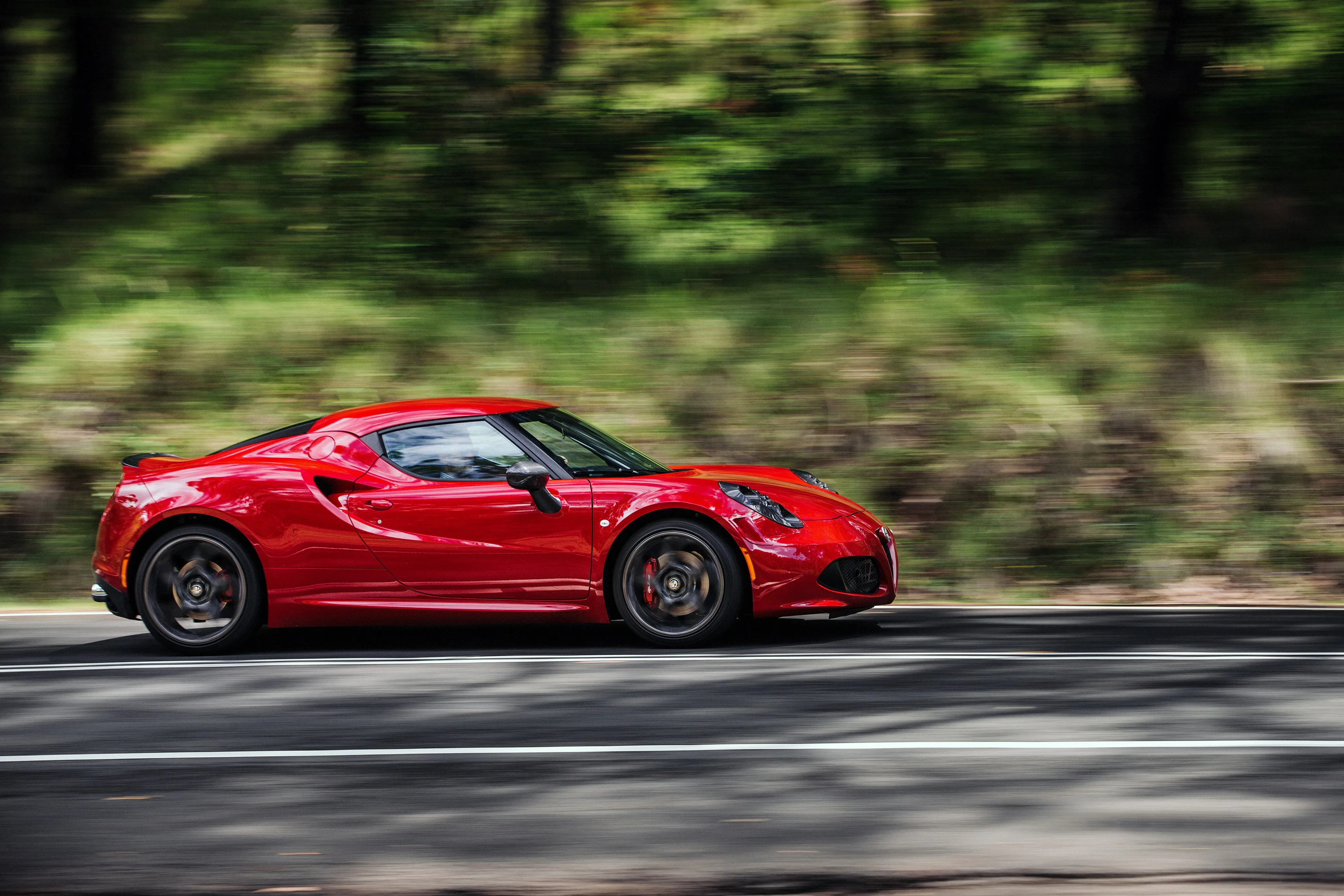 ALFA-ROMEO-4C-4765_61-1.jpg
