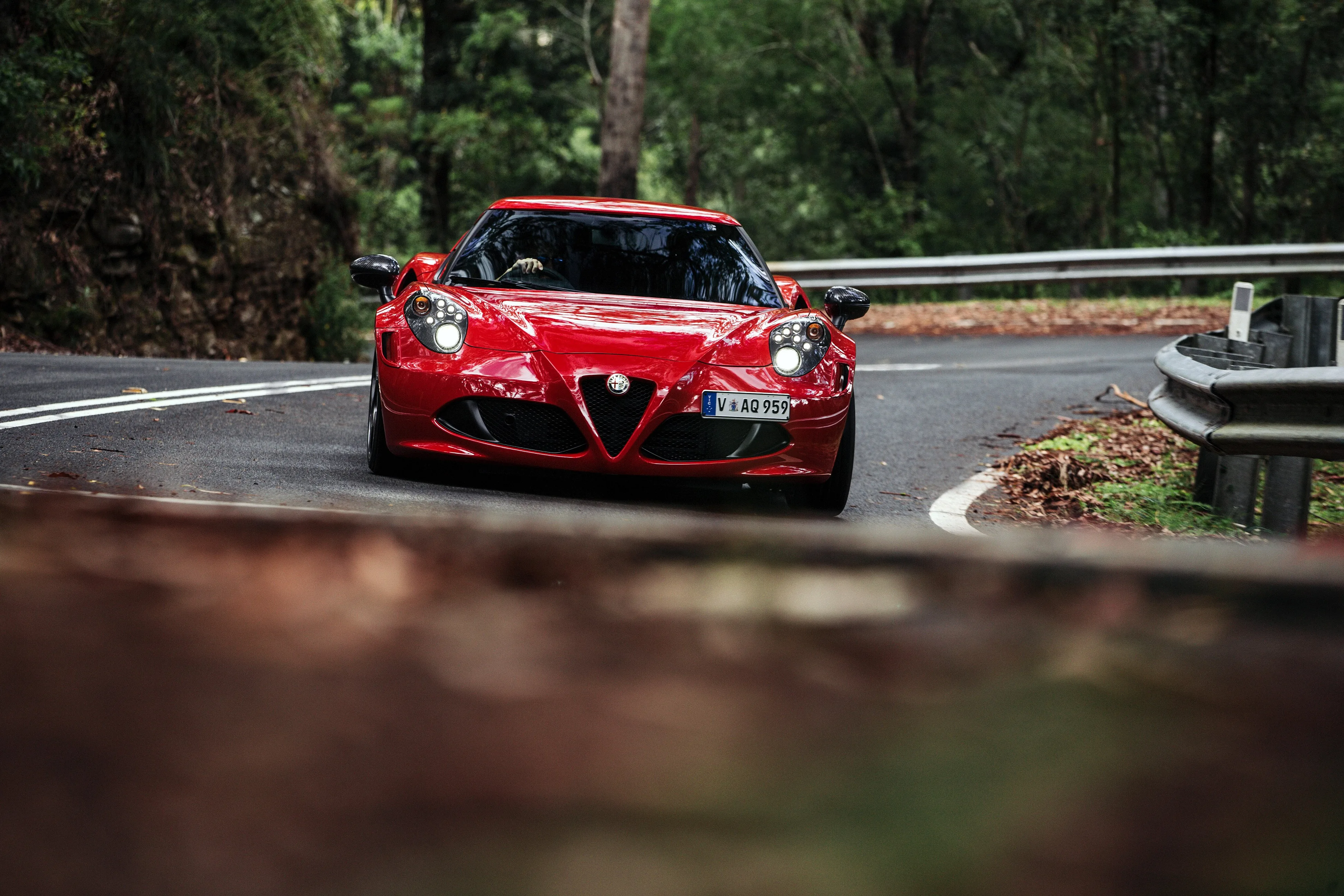 ALFA-ROMEO-4C-4765_76-1.jpg