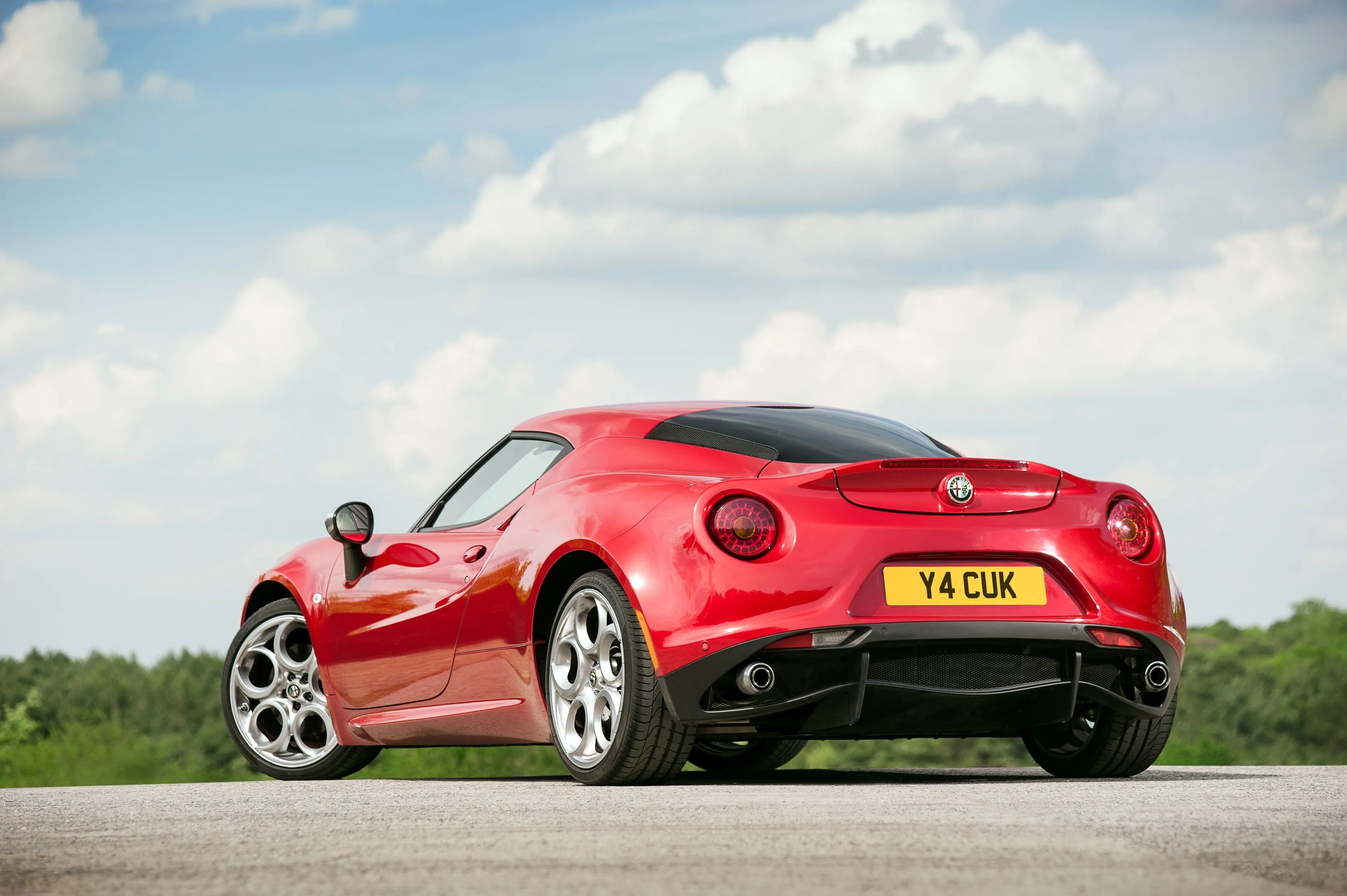 ALFA-ROMEO-4C-4765_79-1.jpg