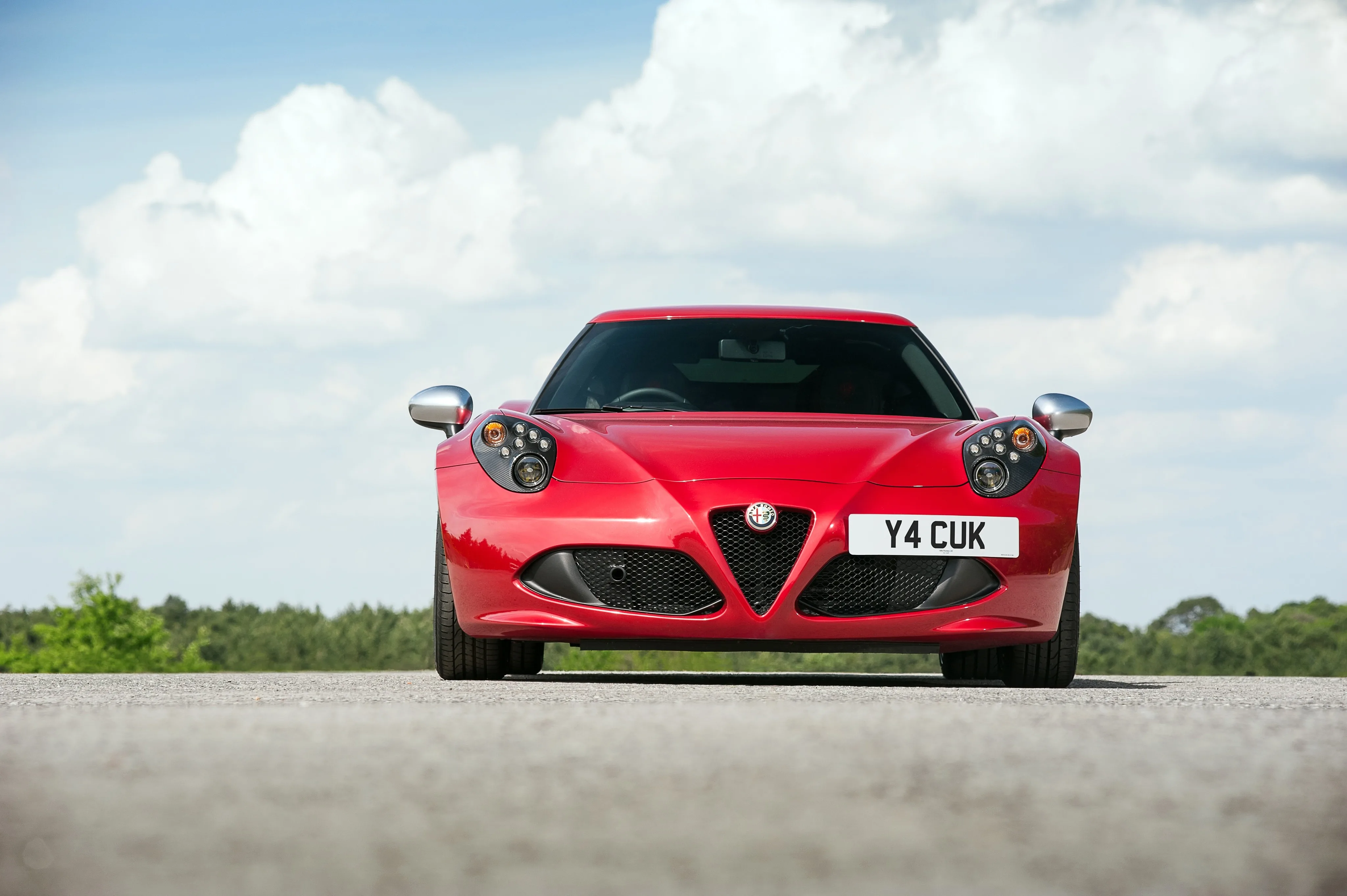 ALFA-ROMEO-4C-4765_85-1.jpg