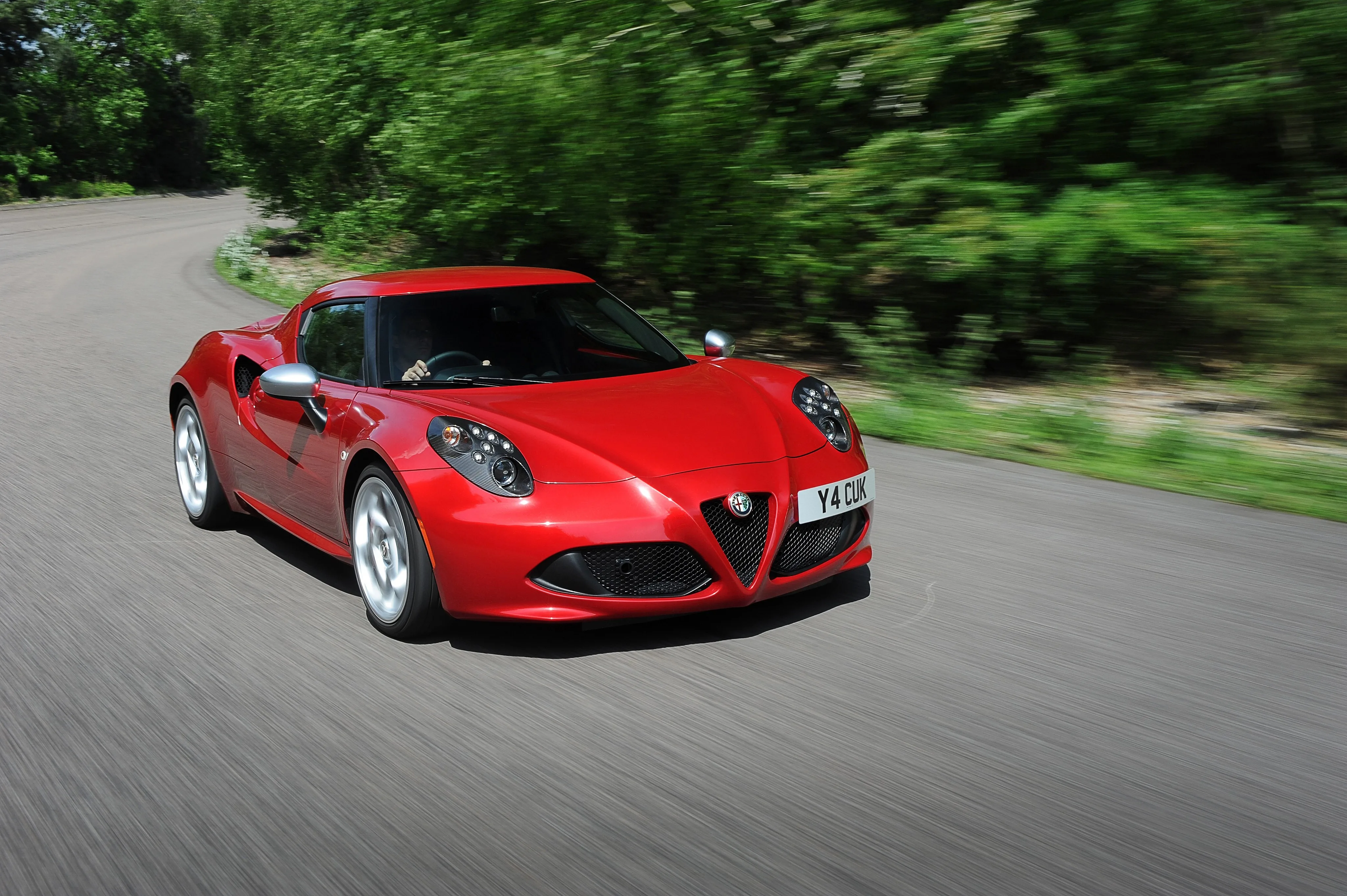 ALFA-ROMEO-4C-4765_87-1.jpg