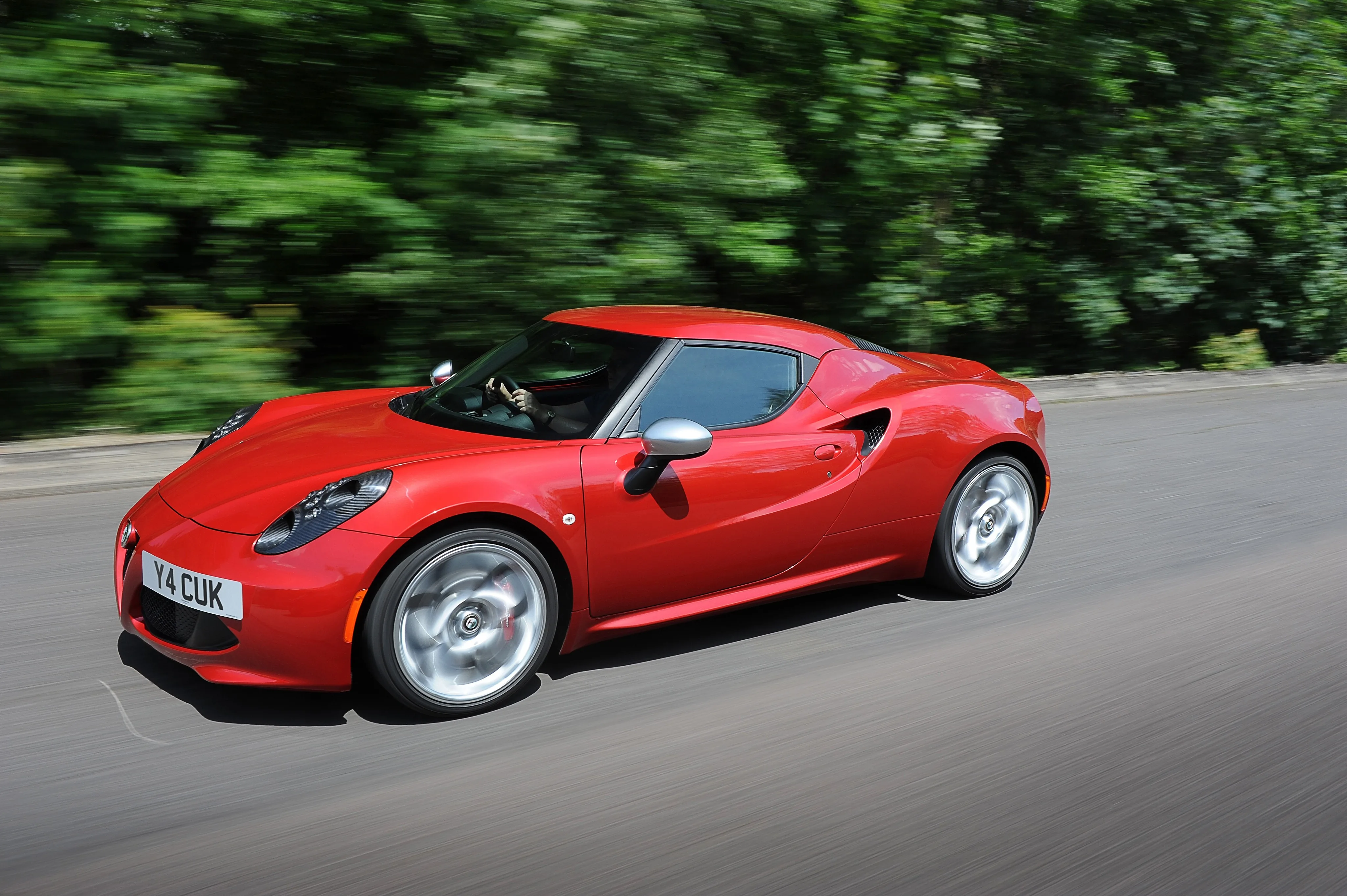 ALFA-ROMEO-4C-4765_89-1.jpg