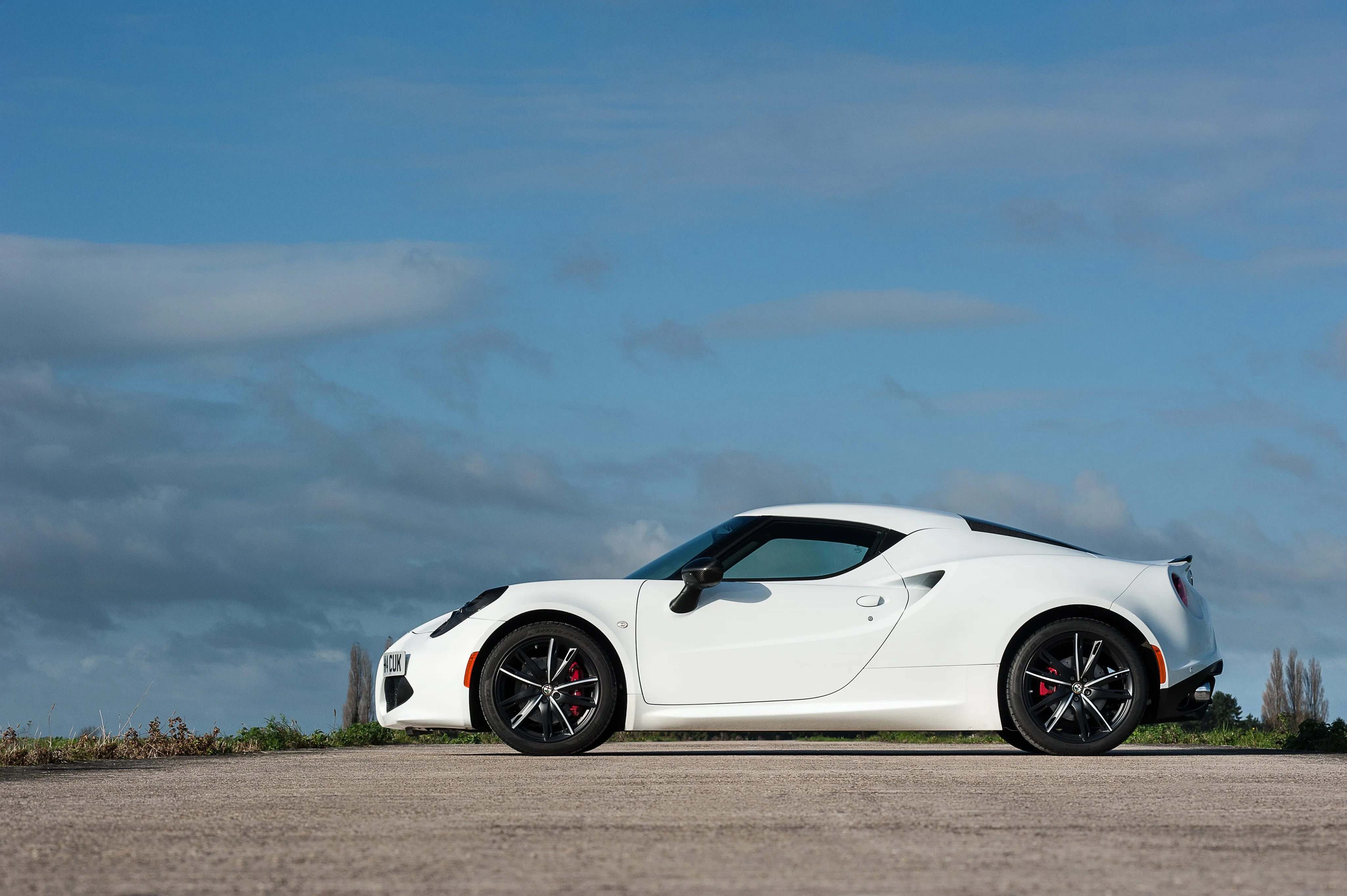 ALFA-ROMEO-4C-4765_94-1.jpg