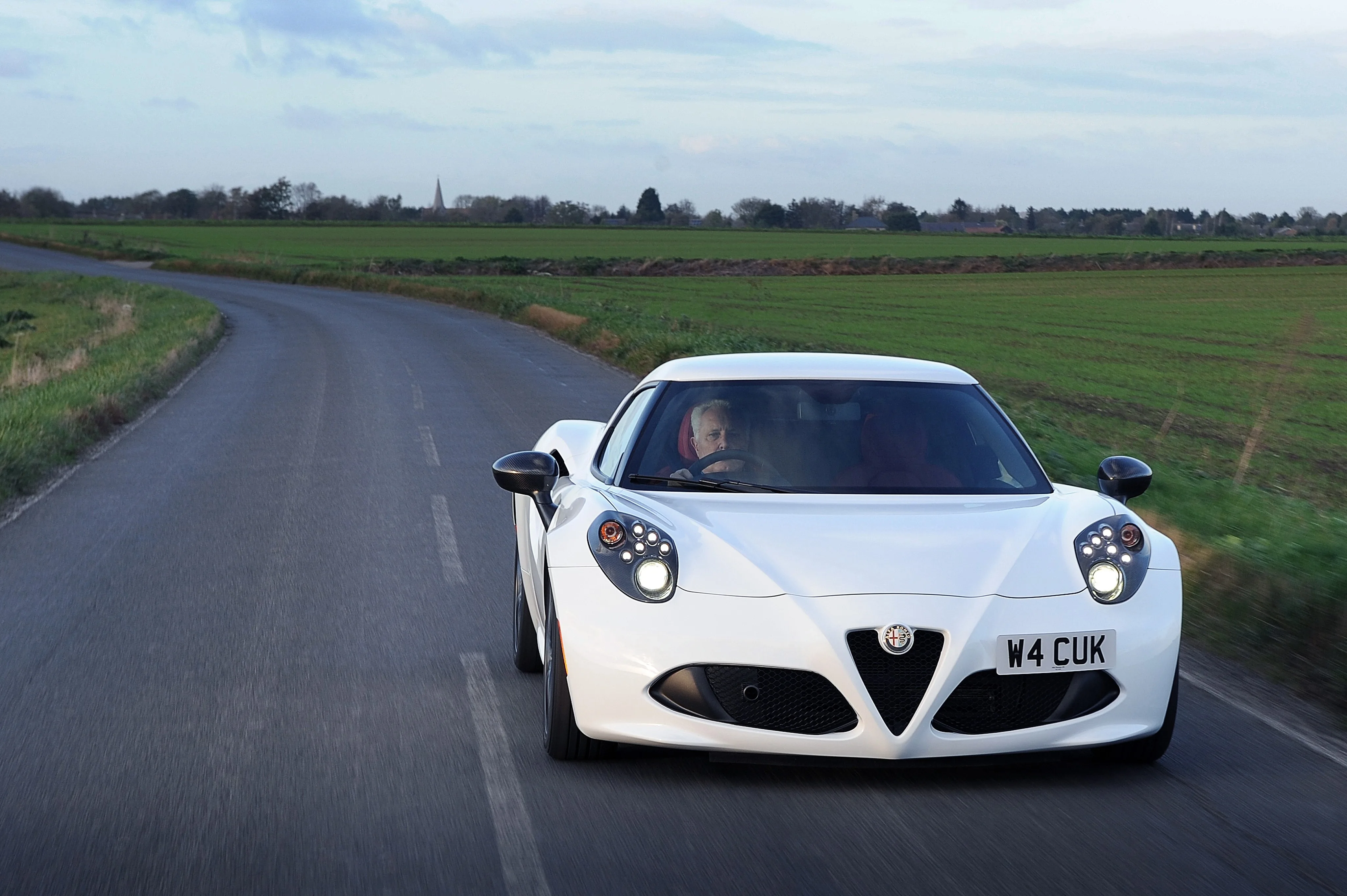 ALFA-ROMEO-4C-4765_96-1.jpg