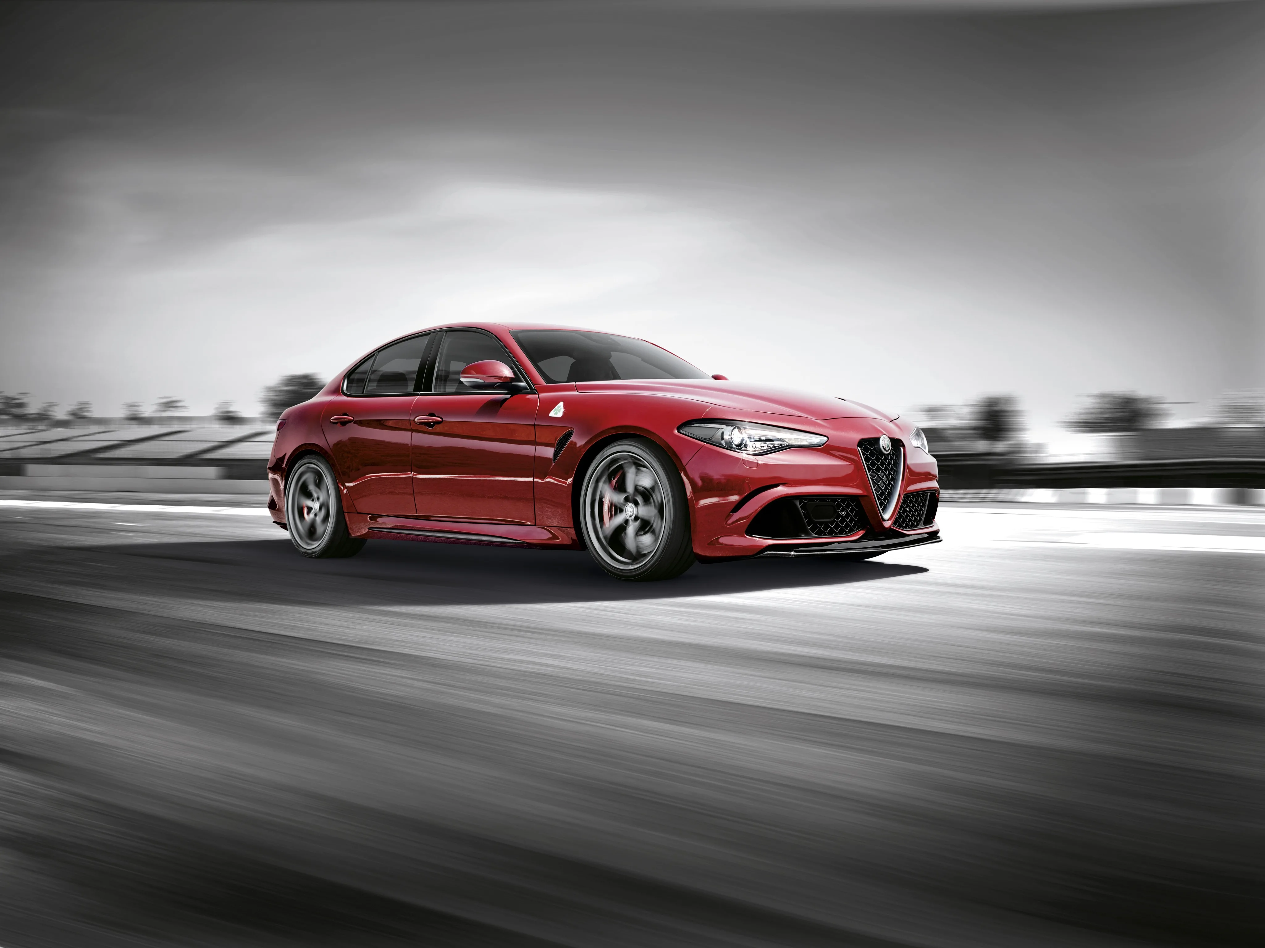 ALFA-ROMEO-Giulia-Quadrifoglio-Verde-5465_14-4.jpeg