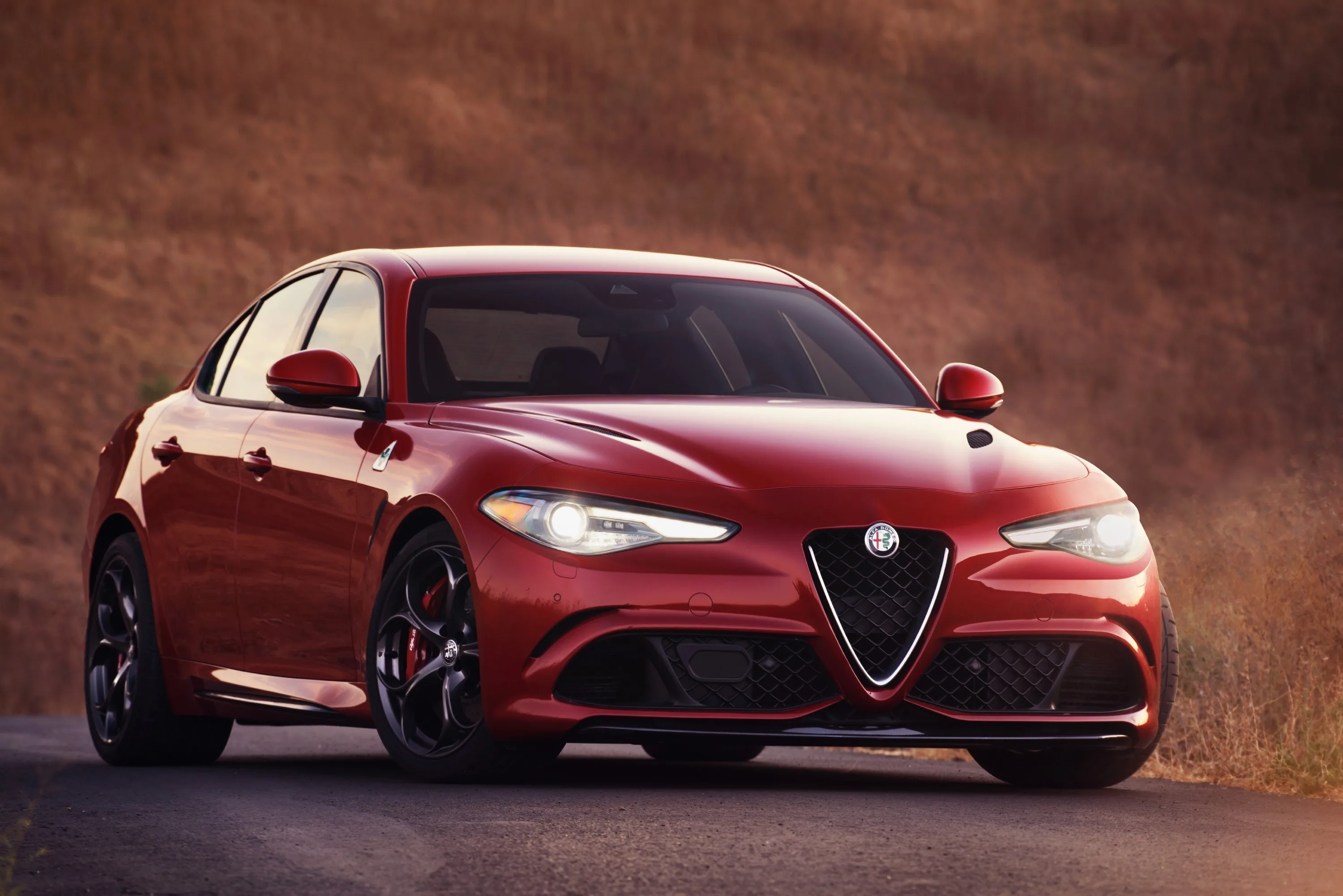 ALFA-ROMEO-Giulia-Quadrifoglio-Verde-5465_26-3.jpeg