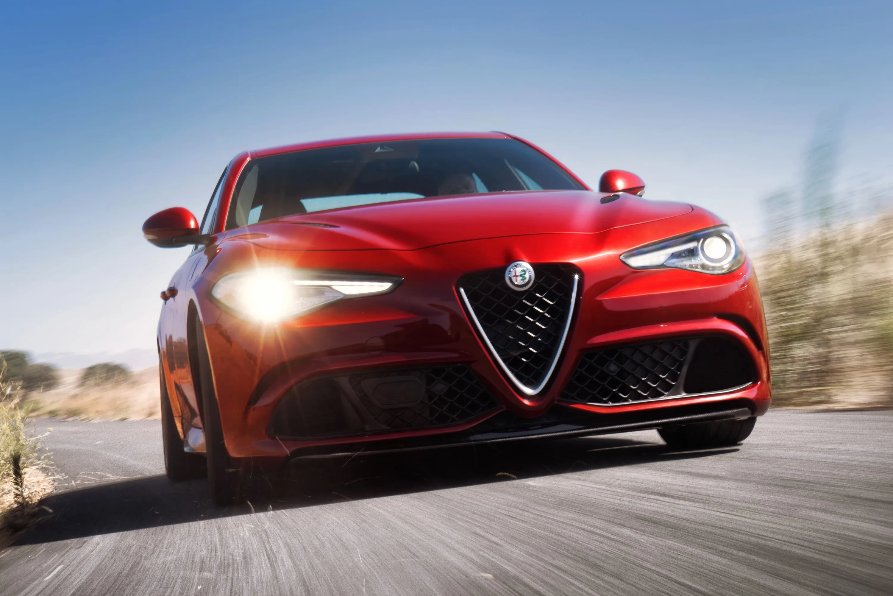ALFA-ROMEO-Giulia-Quadrifoglio-Verde-5465_36-3.jpeg