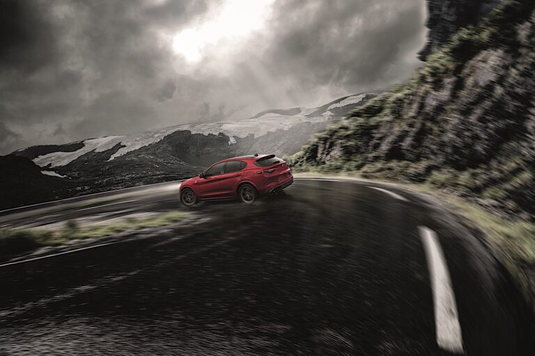 ALFA ROMEO Stelvio Quadrifoglio 2017-Present