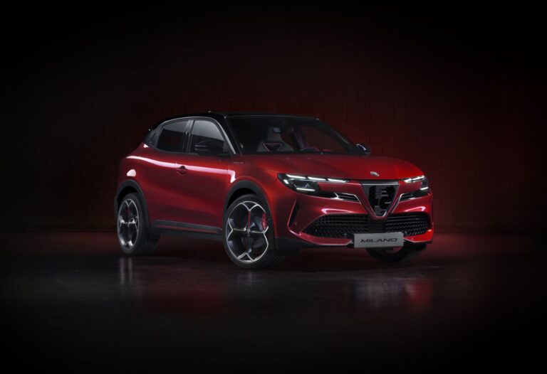 2025 Alfa Romeo Junior