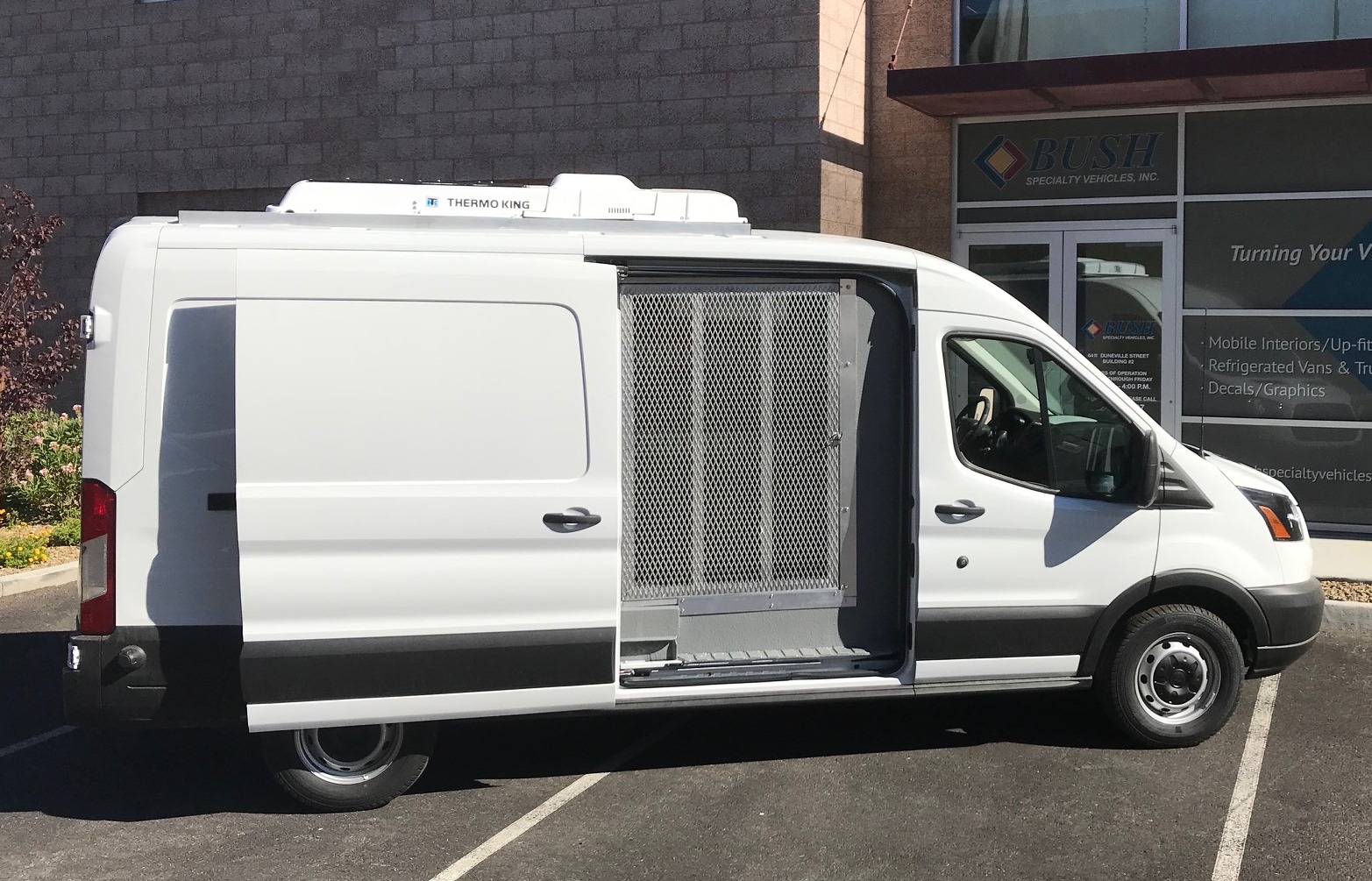 Bezpieczny transport konopi: Kluczowe aspekty dla flot w 2025 roku