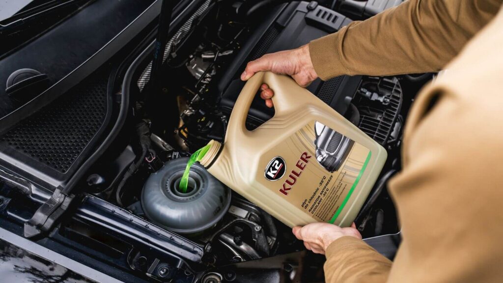 Jak często wymieniać płyn chłodniczy? Kluczowe wskazówki dla kierowców