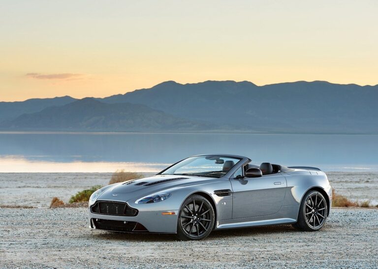 ASTON MARTIN V12 Vantage S Roadster 2014-Present