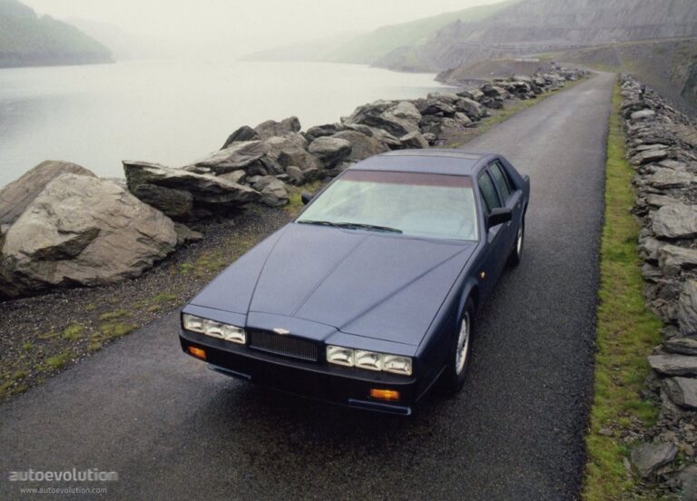 ASTON MARTIN Lagonda 1986-1989