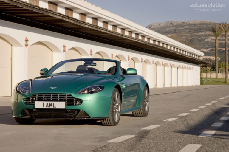 ASTON MARTIN V8 Vantage S Roadster 2011-Present
