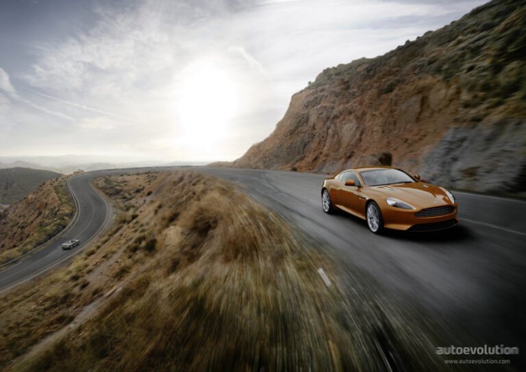 ASTON MARTIN Virage 2011-2012
