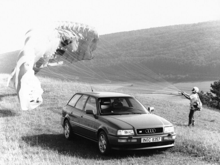 AUDI 80 Avant S2 (B4) 1993-1995