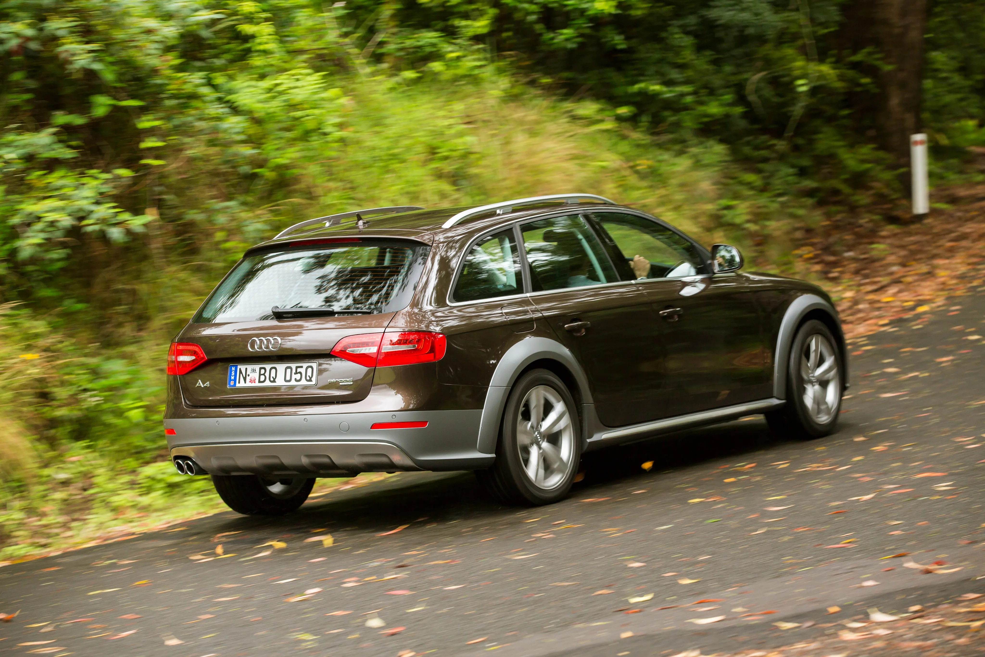 AUDI-A4-Allroad-4415_57.jpg