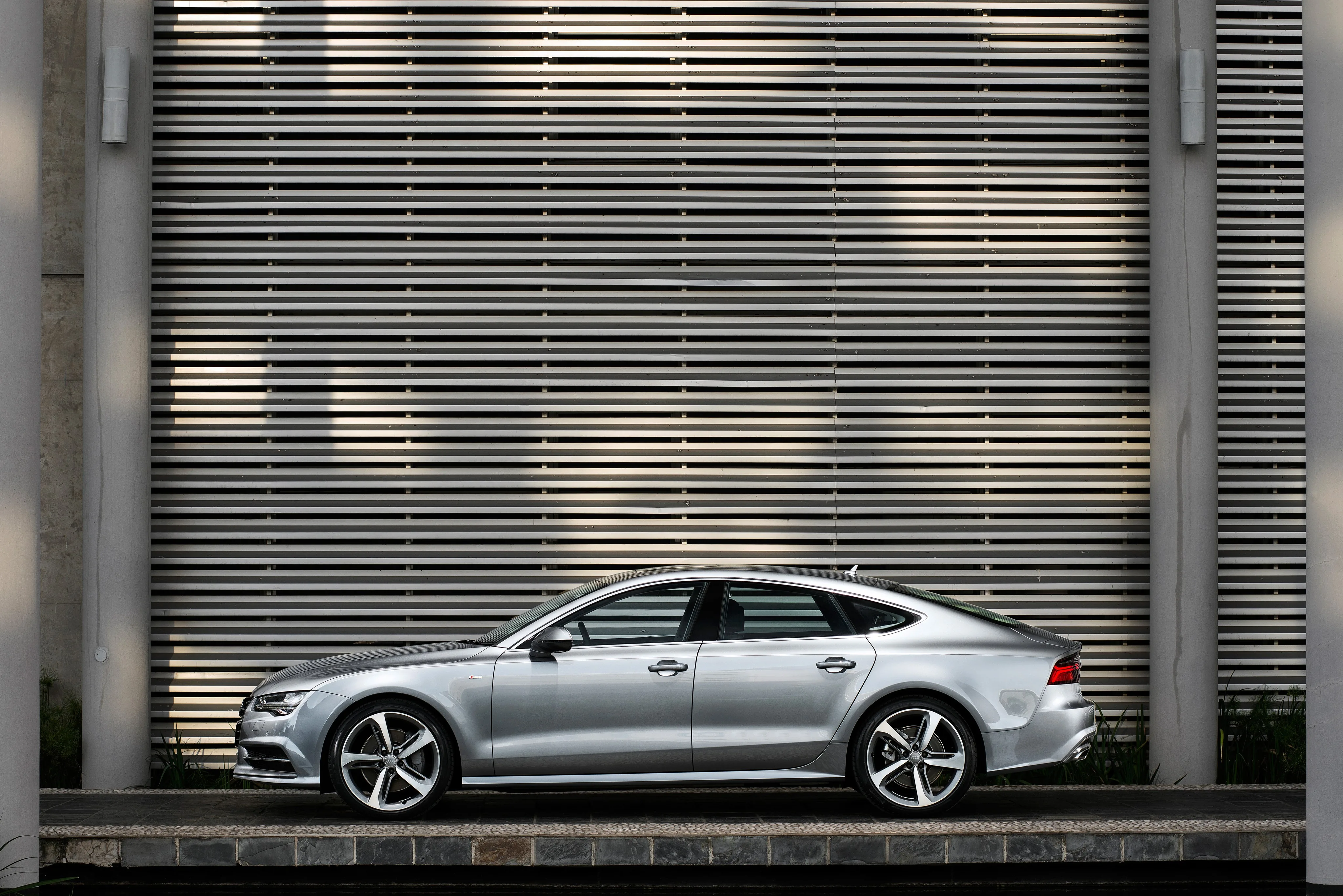AUDI-A7-Sportback-5206_32.jpeg
