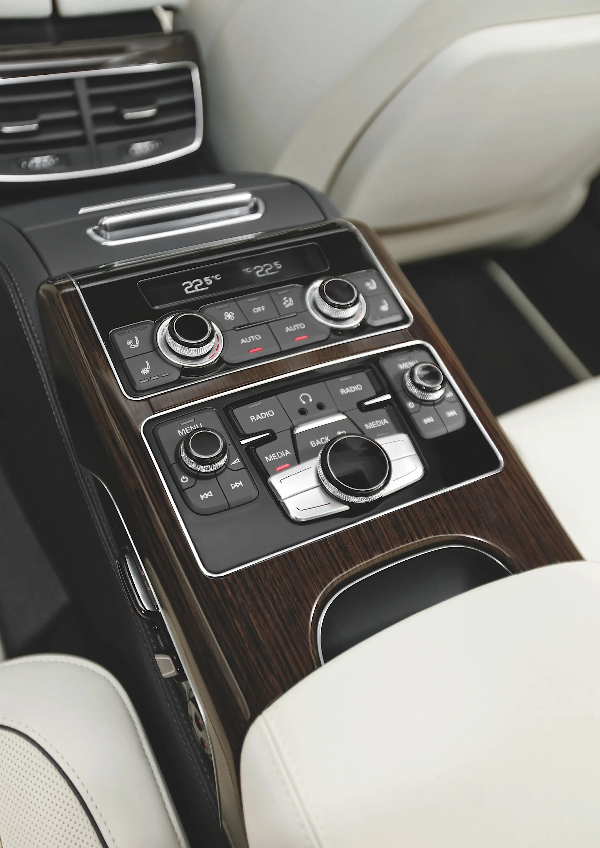 Limitierte Kleinserie: /Der A8 L W12 Audi exclusive concept