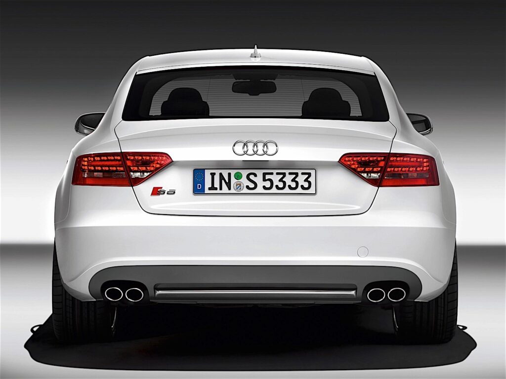 AUDI S5 Sportback 2010-2011