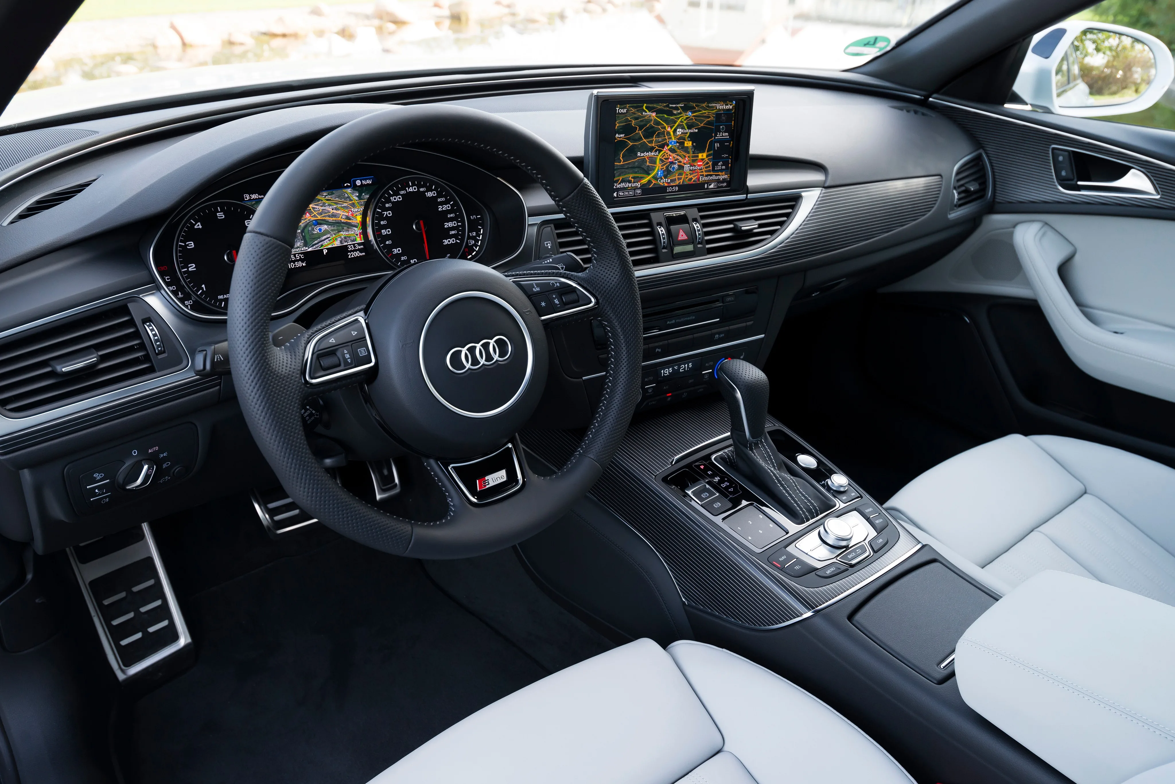 AUDI-S6-5336_15-1.jpg