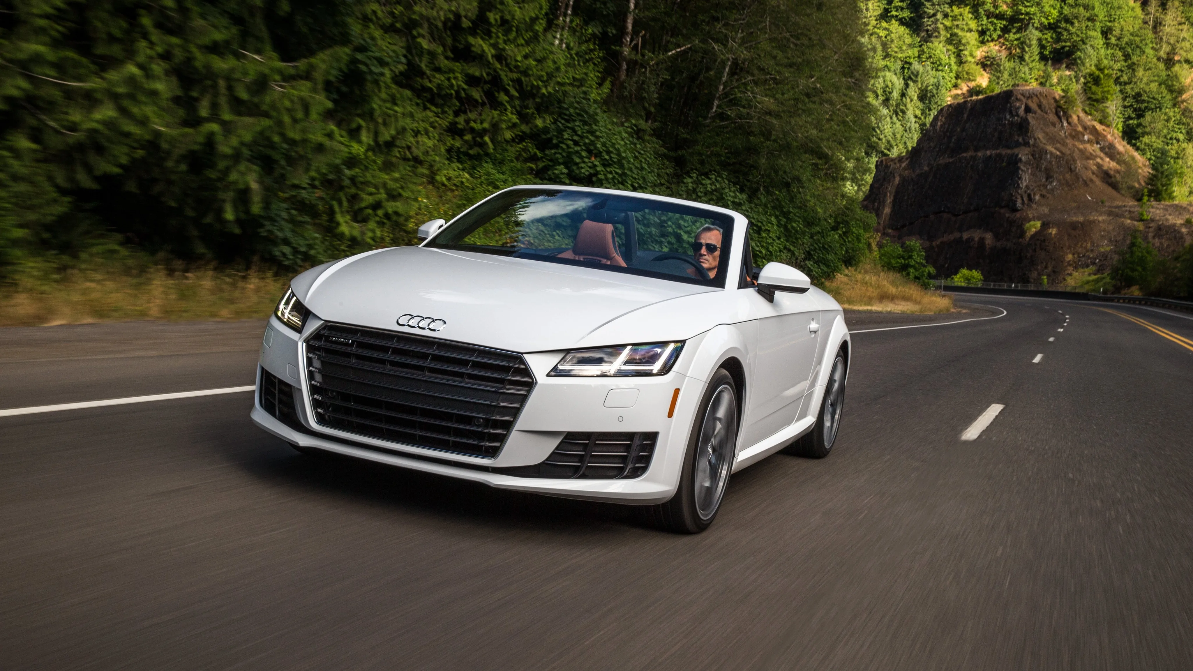 AUDI-TT-Roadster-5299_72.jpeg