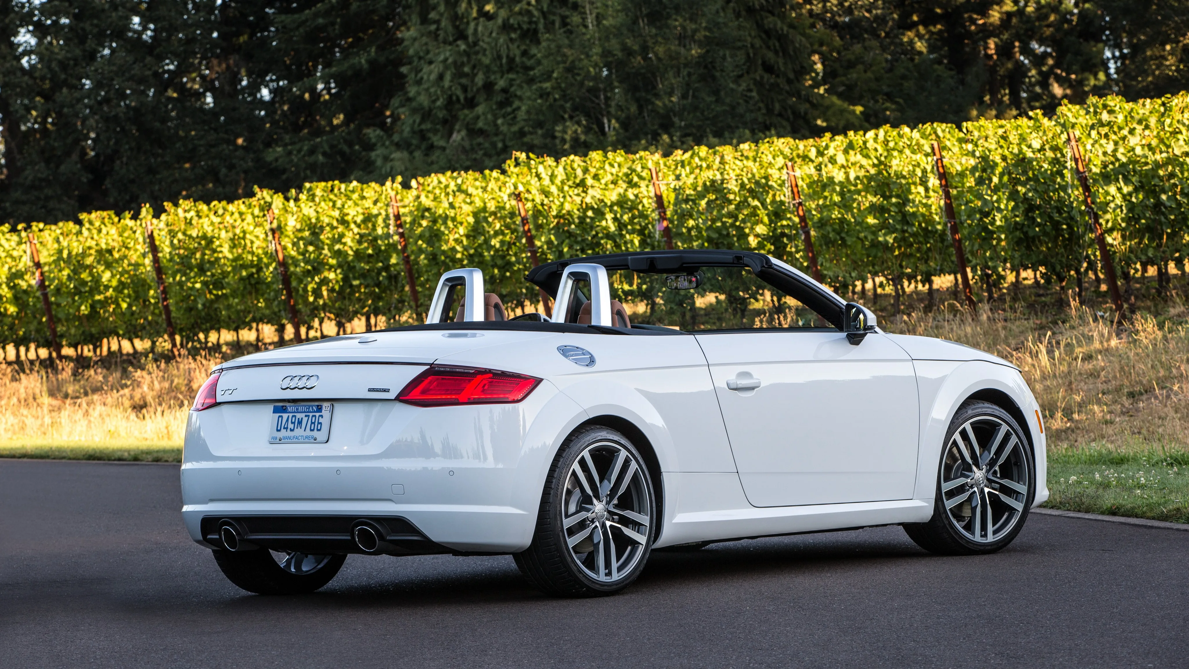 AUDI-TT-Roadster-5299_76.jpeg