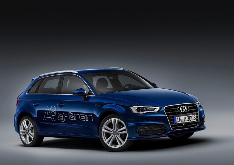 AUDI A3 Sportback g-tron 2013-2016