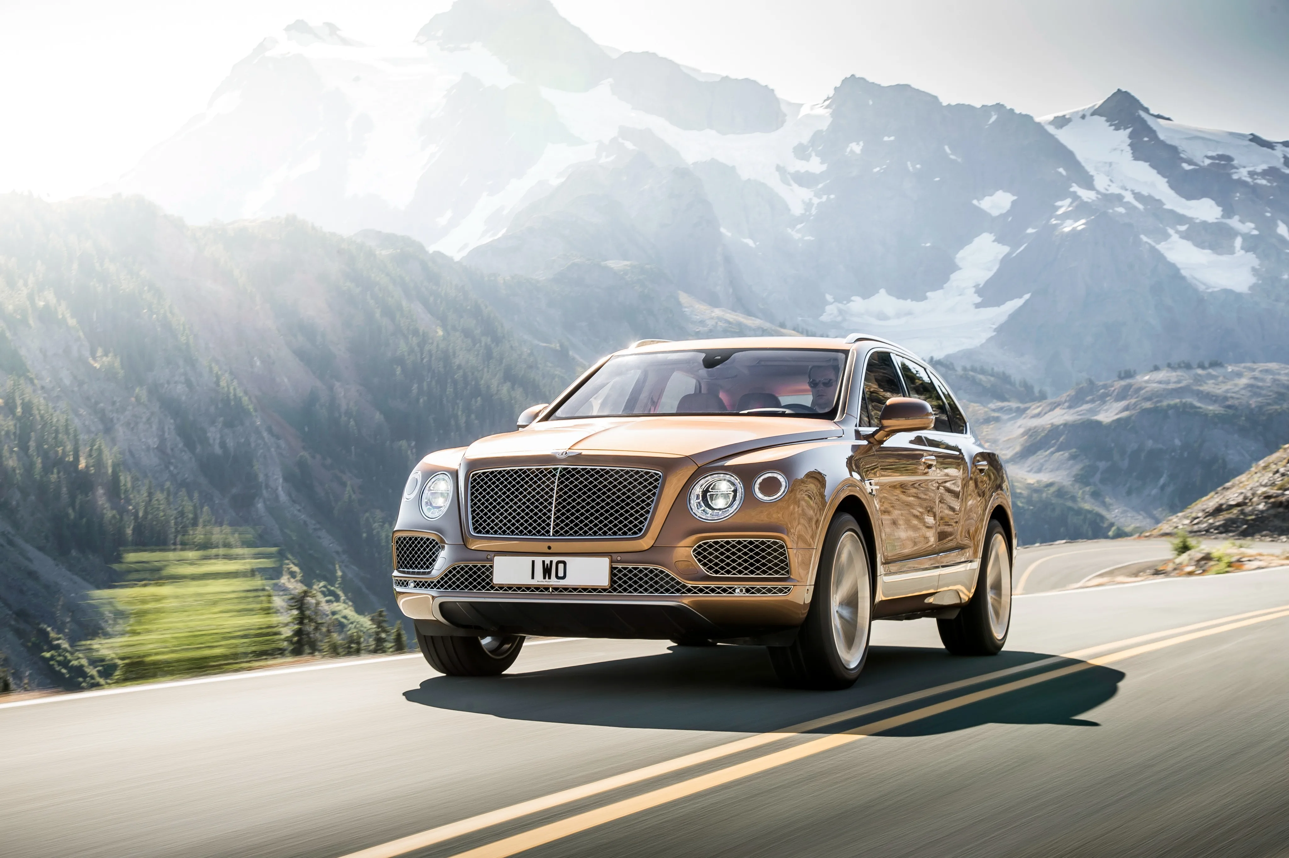 BENTLEY-Bentayga-5530_11.jpeg