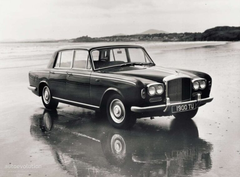BENTLEY T1 Saloon 1965-1976