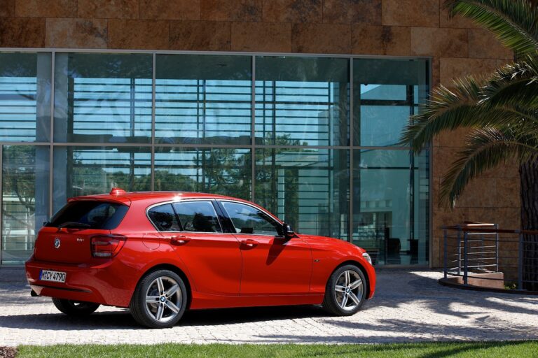 2011 BMW 1 Series (F20)