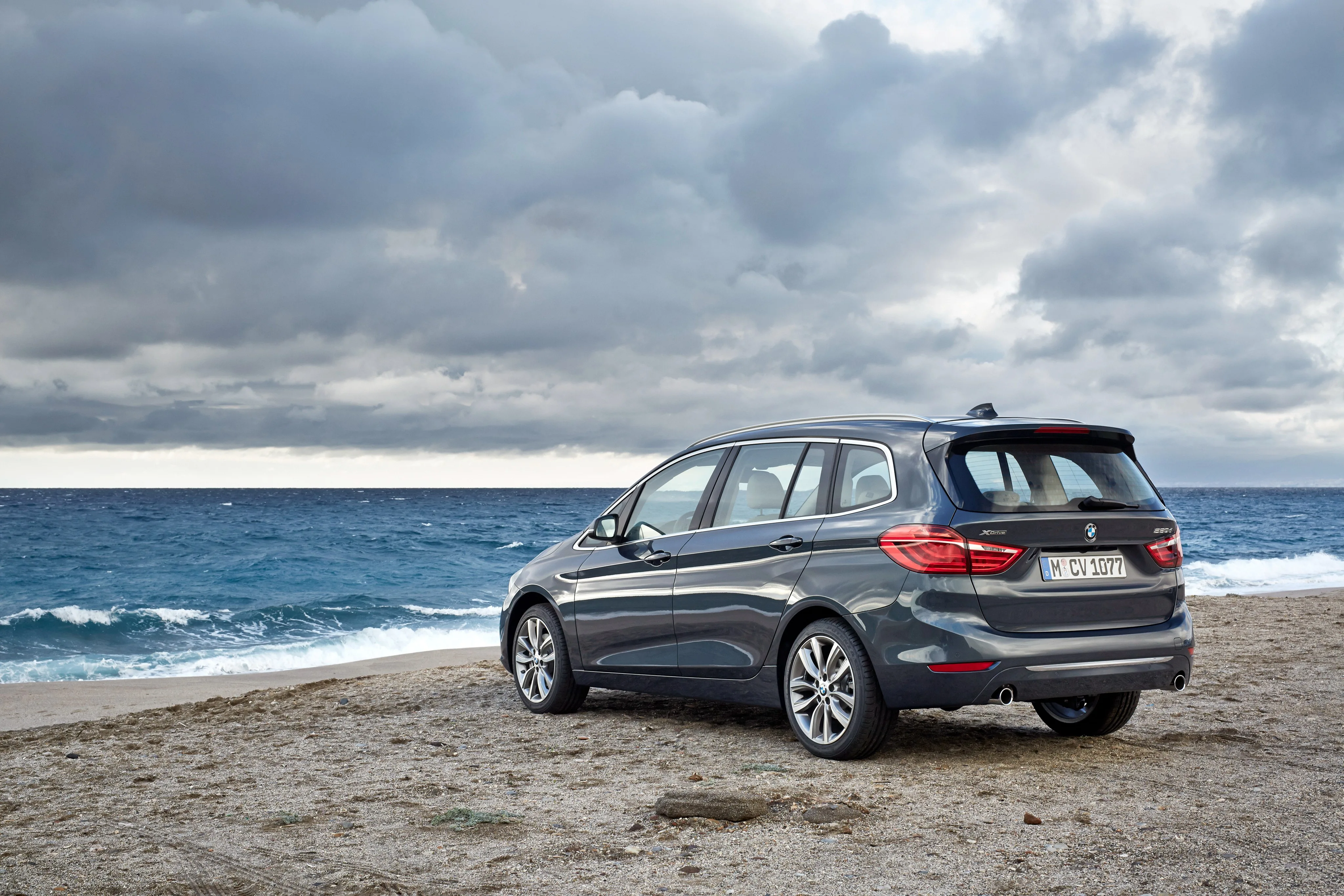 BMW-2-Series-Gran-Tourer-5390_13.jpg