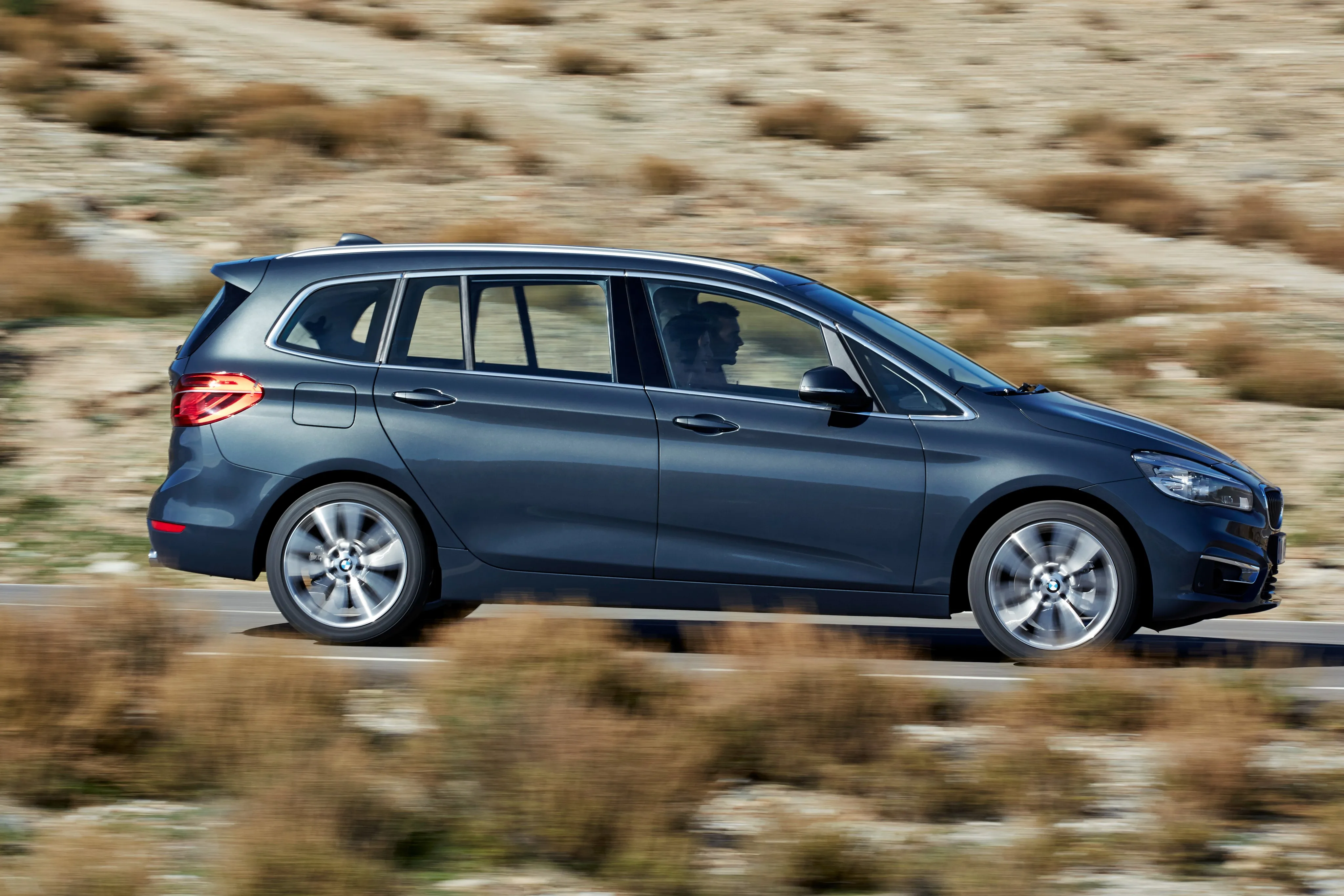 BMW-2-Series-Gran-Tourer-5390_9.jpg