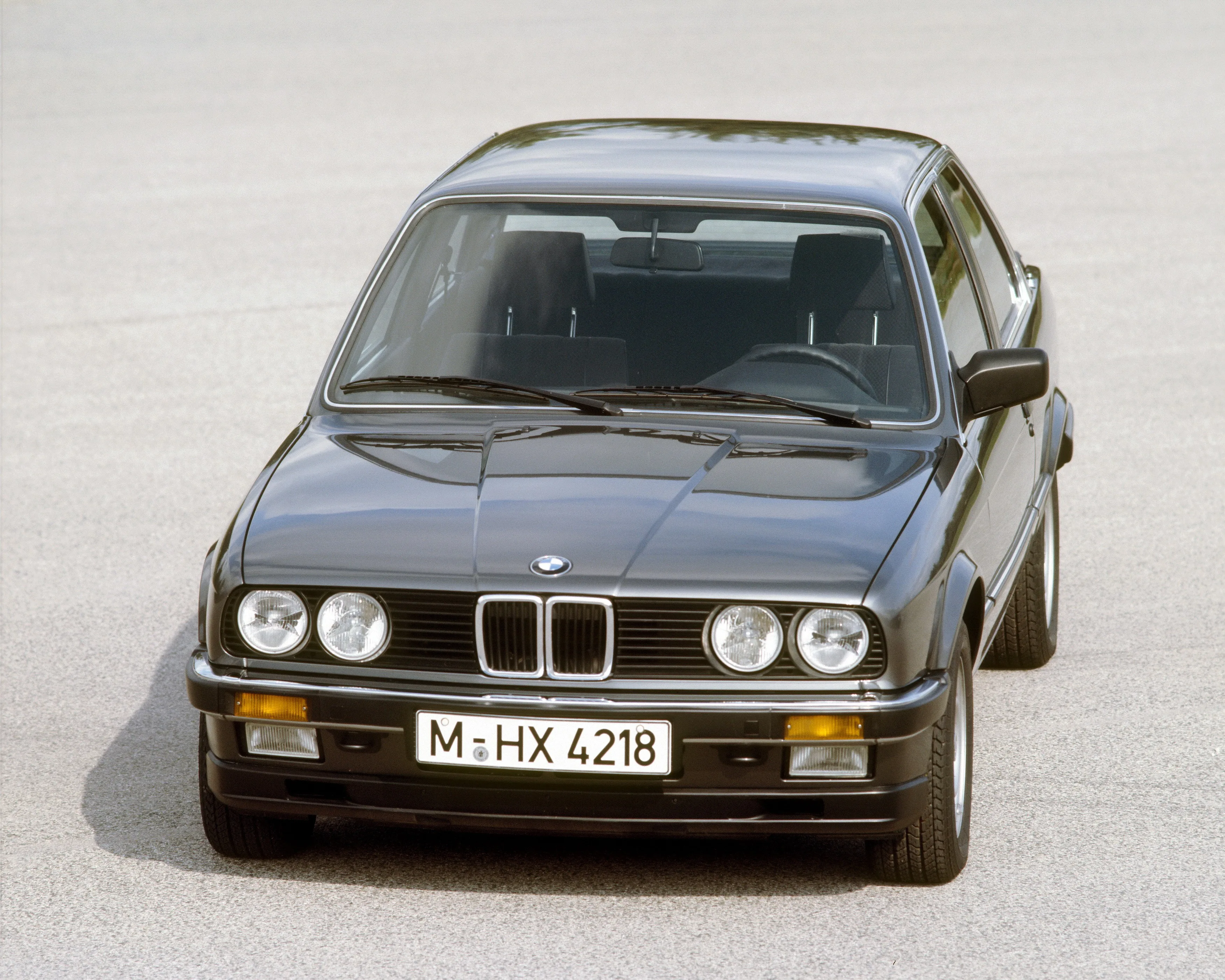 BMW-3-Series-Coupe-E30-763_50.jpeg