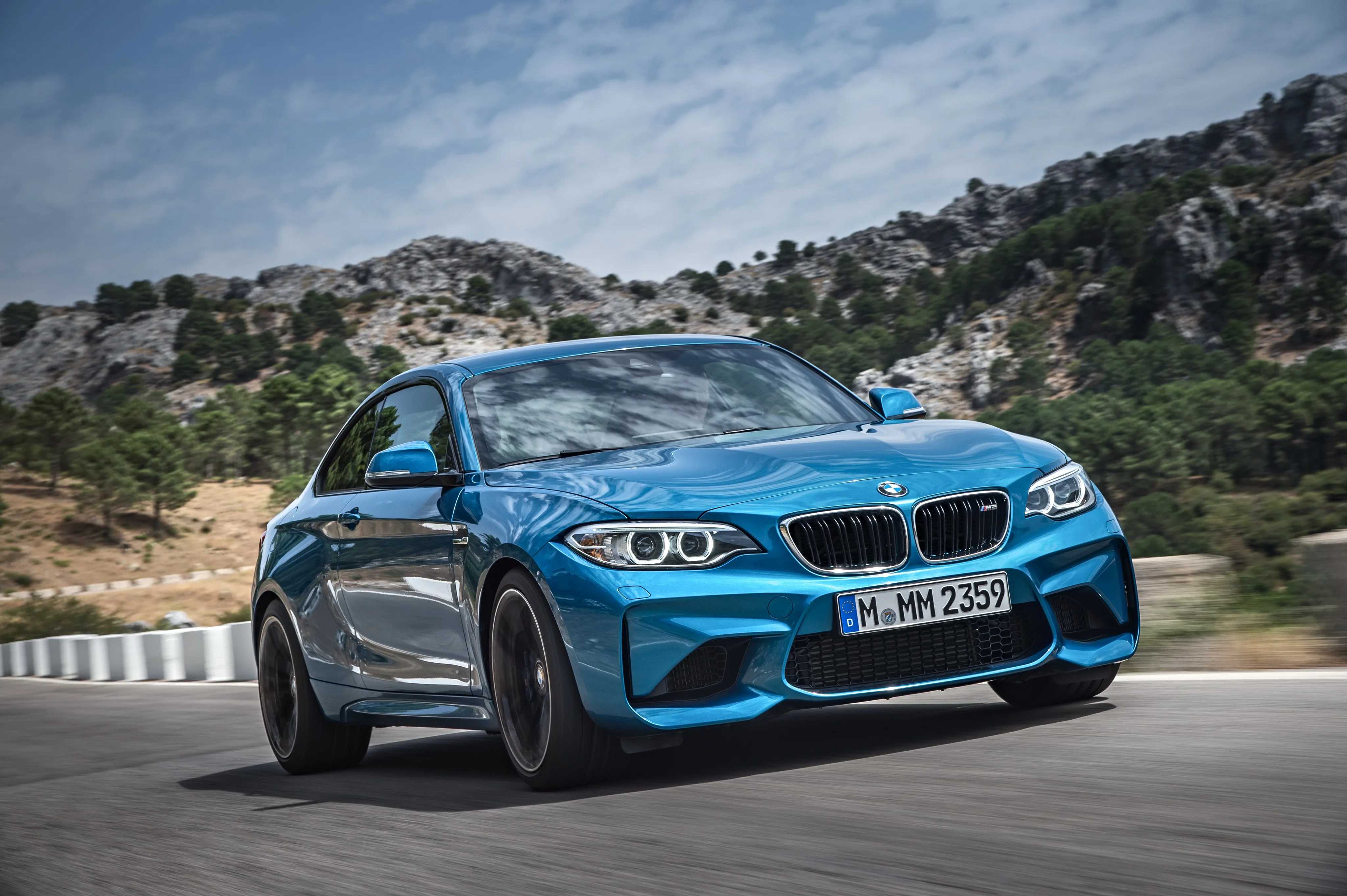 BMW-M2-F87-5529_15-1.jpeg