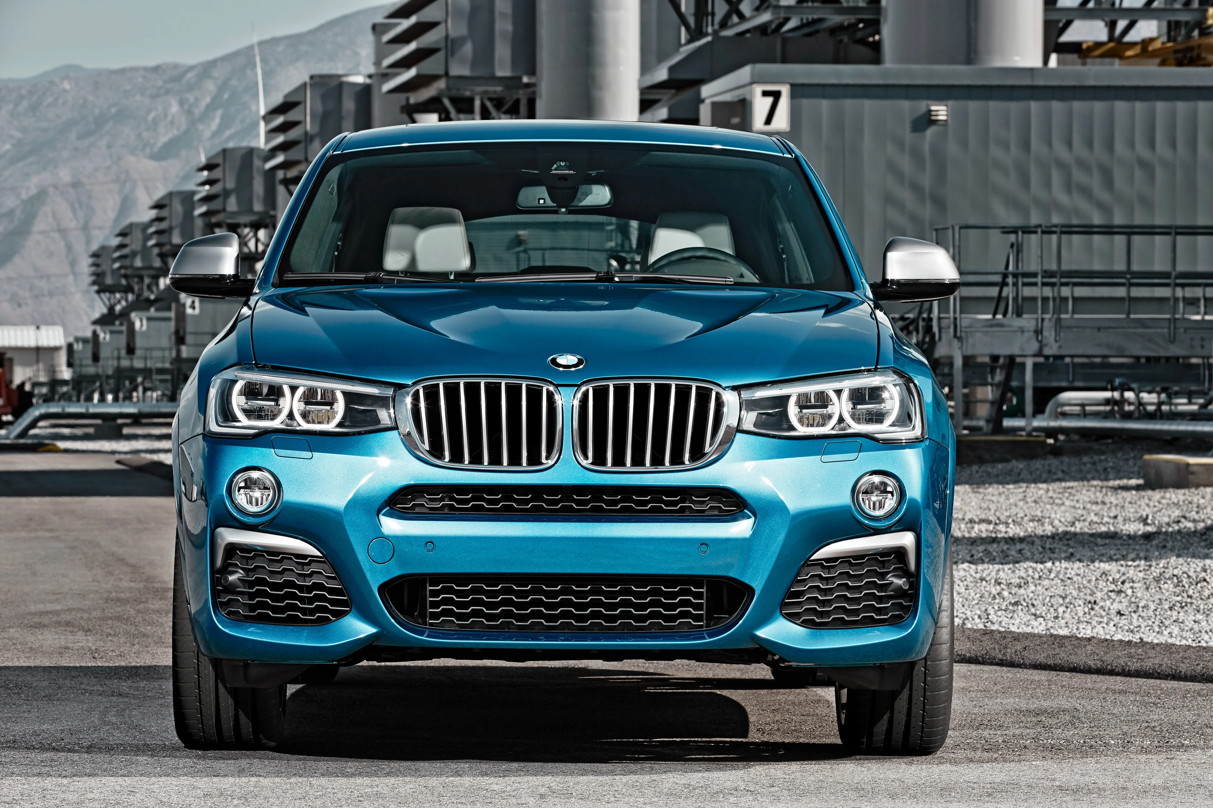 BMW-X4-5114_73.jpeg