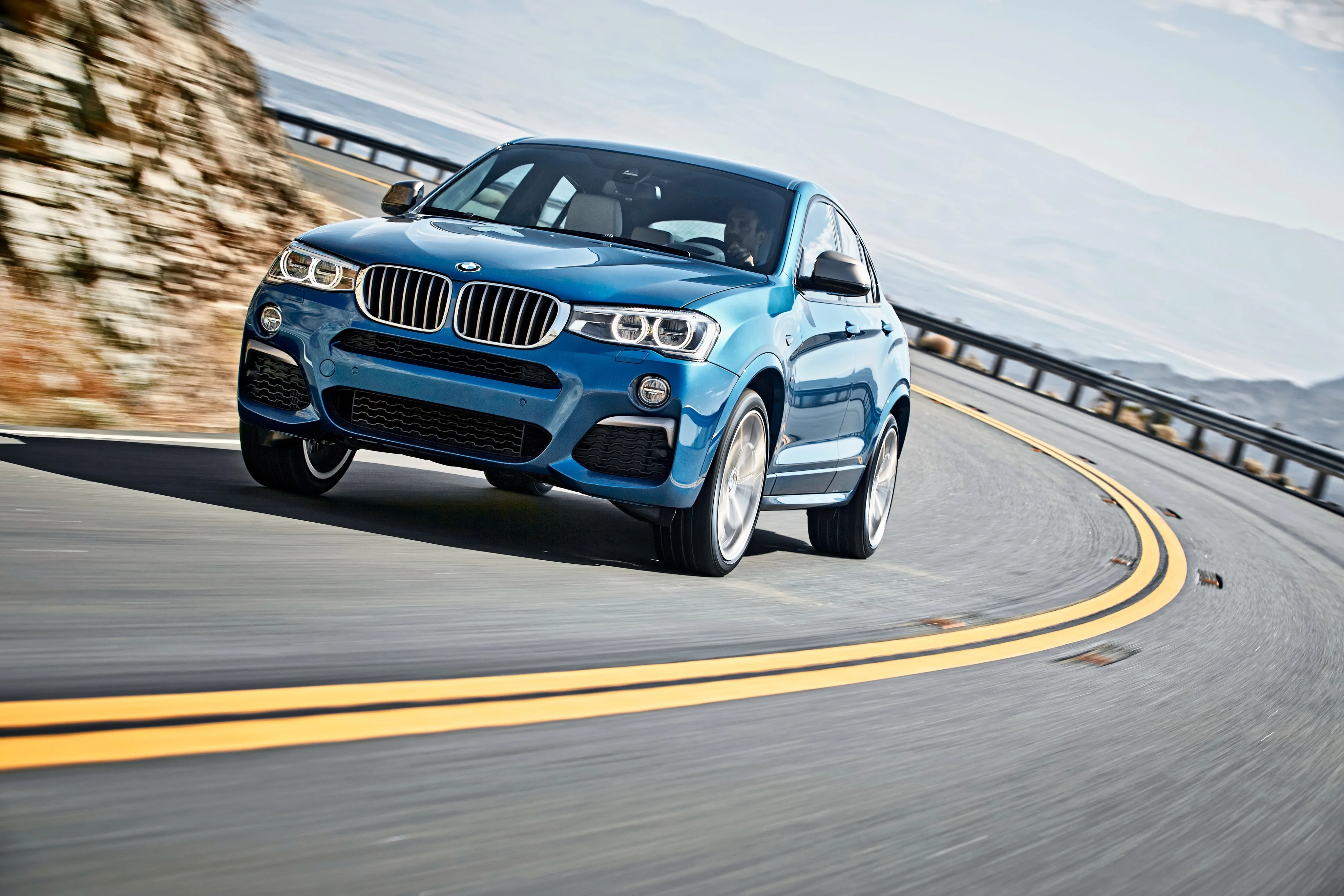 BMW-X4-5114_85.jpeg
