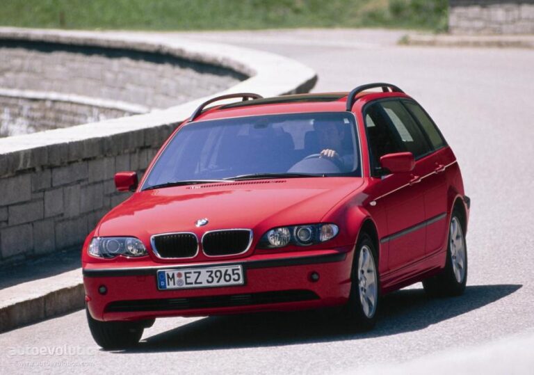 2001 BMW 3 Series Touring (E46)
