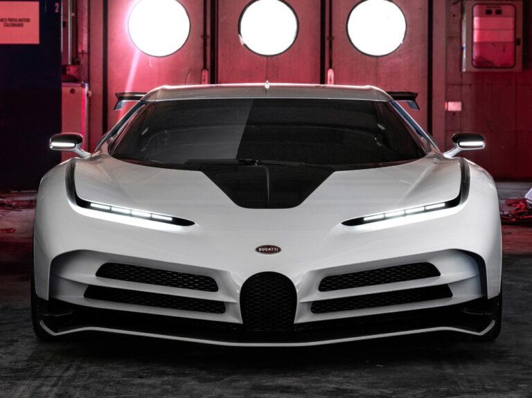 BUGATTI Centodieci 2019-Present