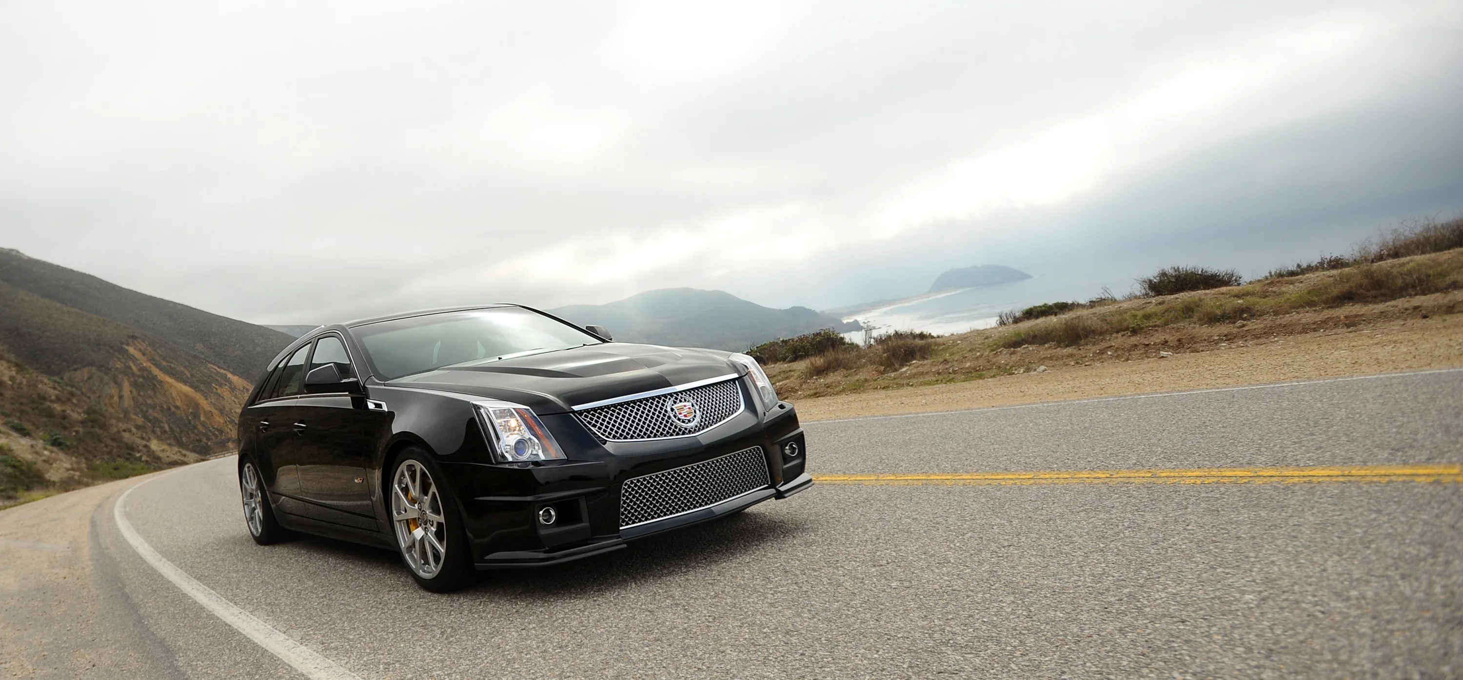 CADILLAC-CTS-V-Sport-Wagon-4459_31.jpg