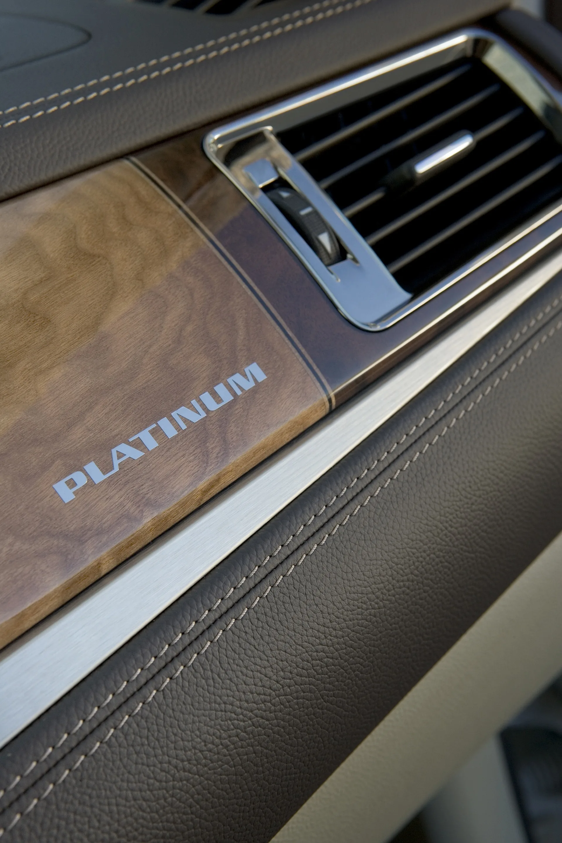 2009 Cadillac Escalade Platinum