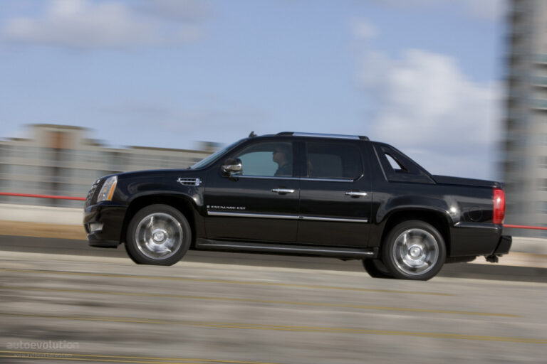 CADILLAC Escalade EXT 2006-2013