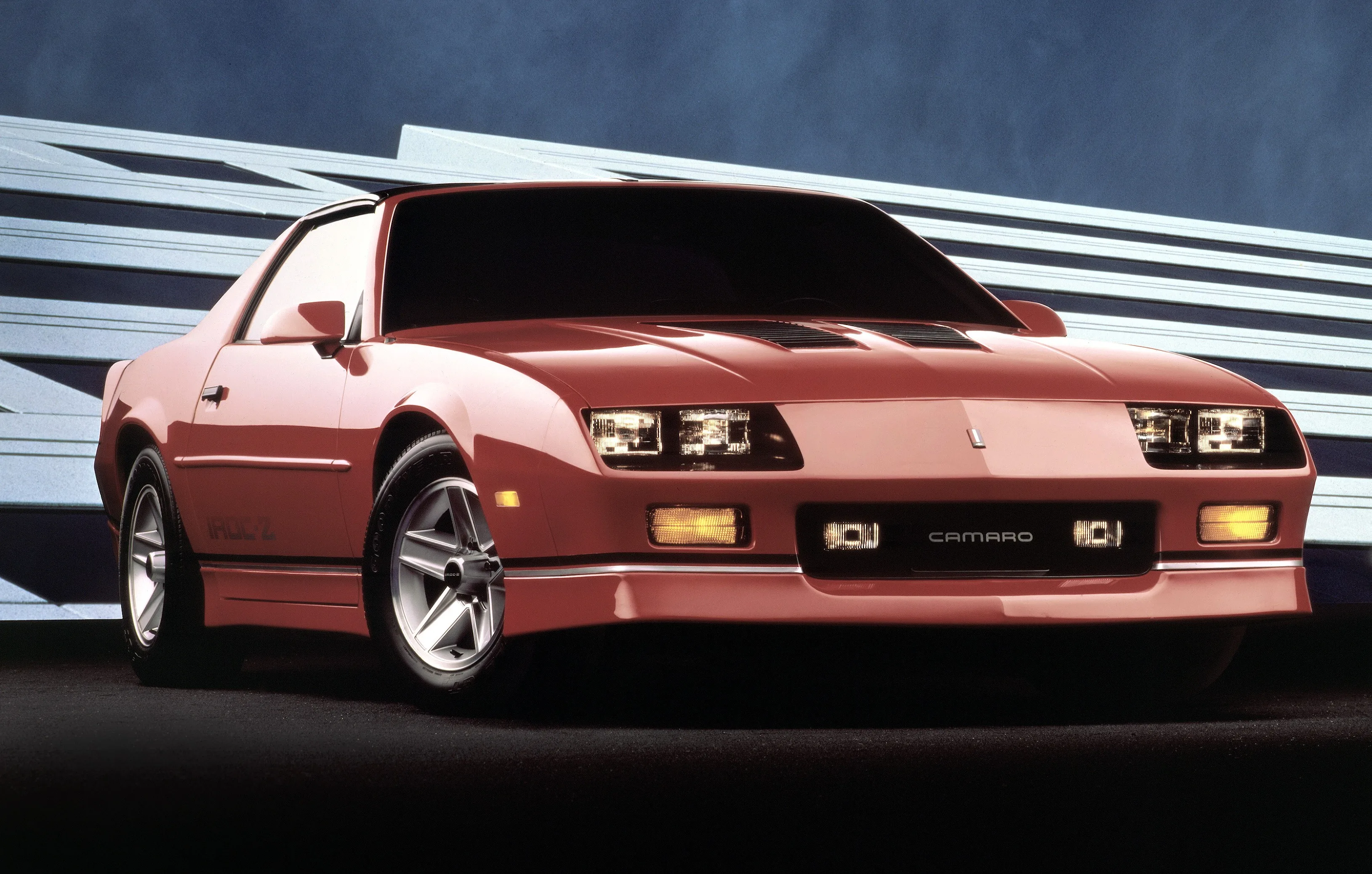 CHEVROLET-Camaro-IROC-Z28-1862_8.jpeg