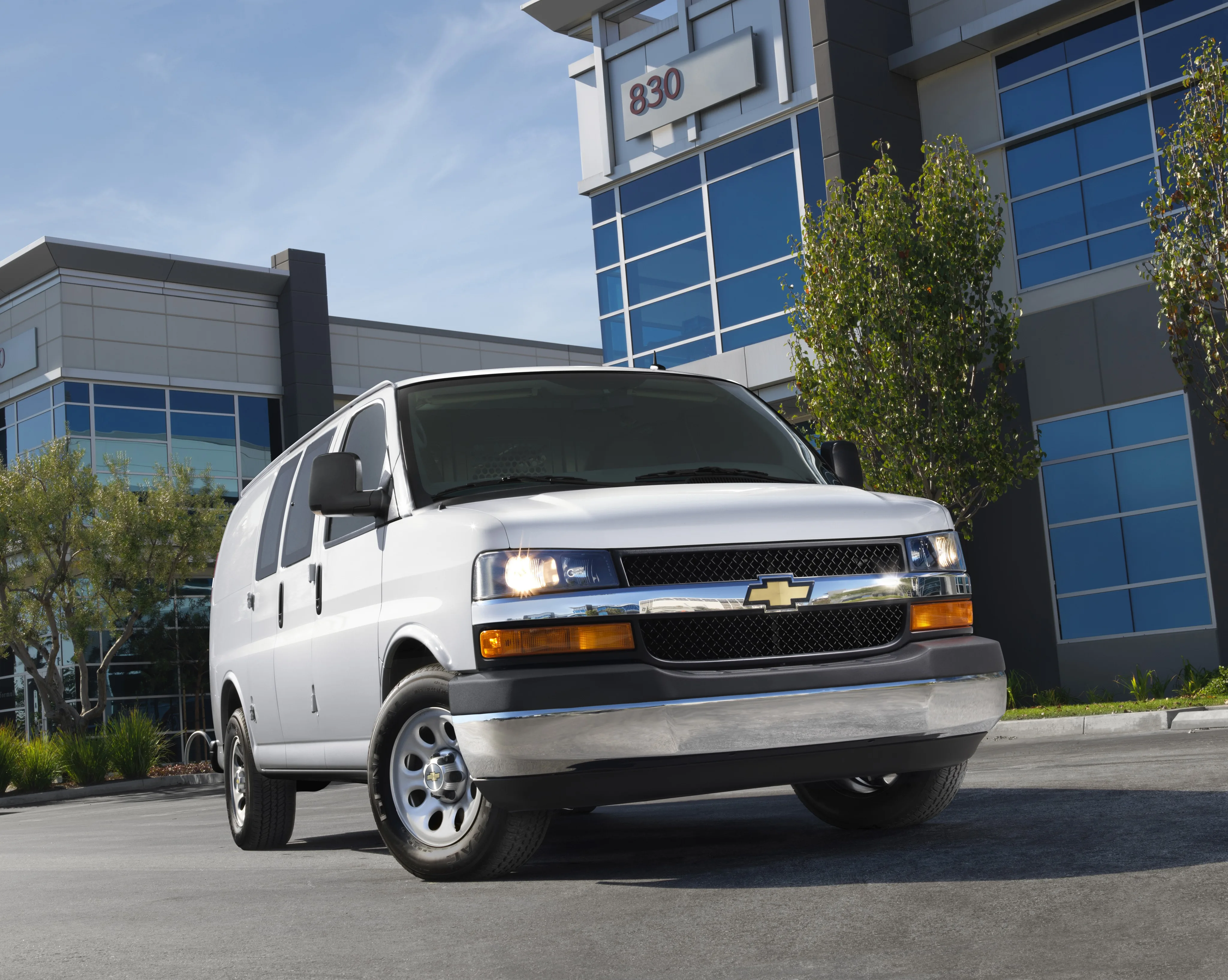 CHEVROLET-Express-3932_59.jpeg