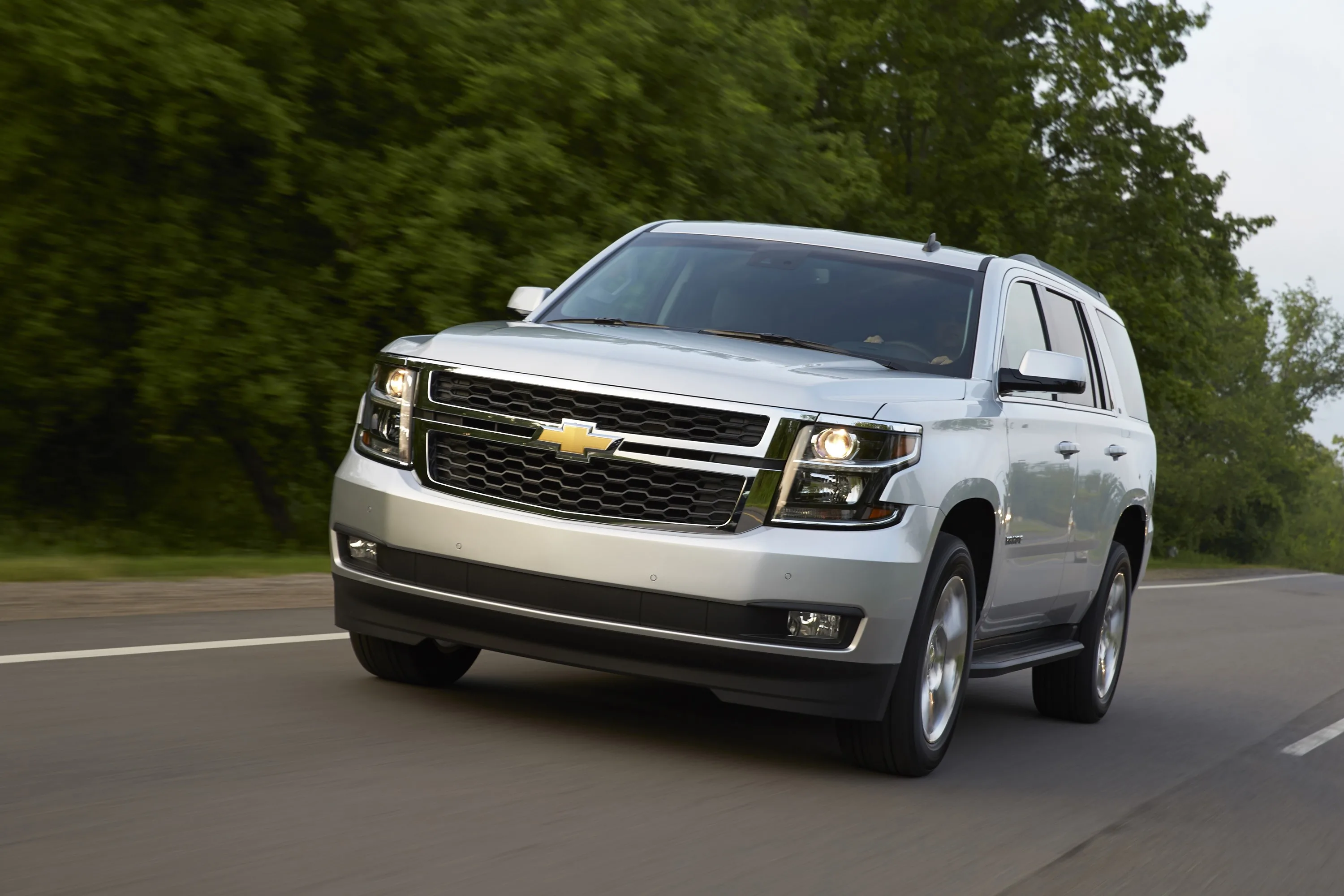 CHEVROLET-Tahoe-5003_28.jpg