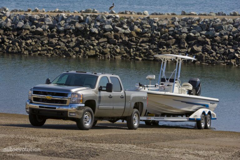 CHEVROLET Silverado 2500HD Crew Cab 2008-2013
