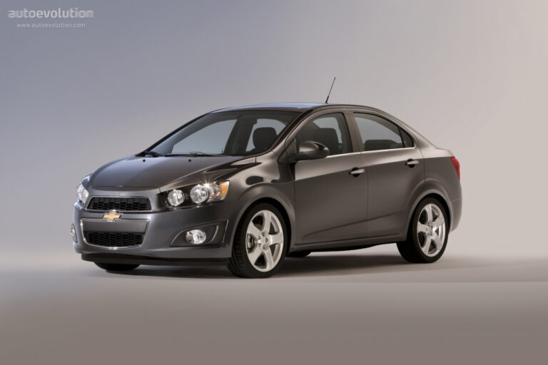 2012 Chevrolet Sonic Sedan (US)