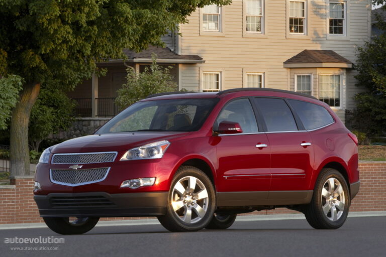 CHEVROLET Traverse 2008-2012