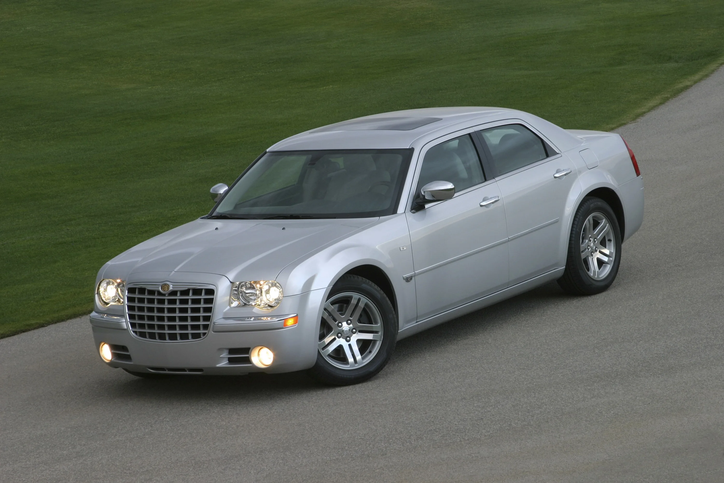 CHRYSLER-300C-2169_35.jpeg